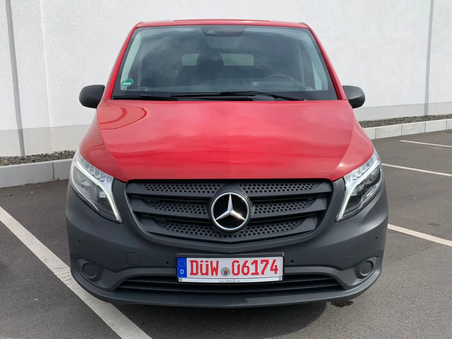 Mercedes-Benz Vito Kasten 116 CDI lang Rouge - 2