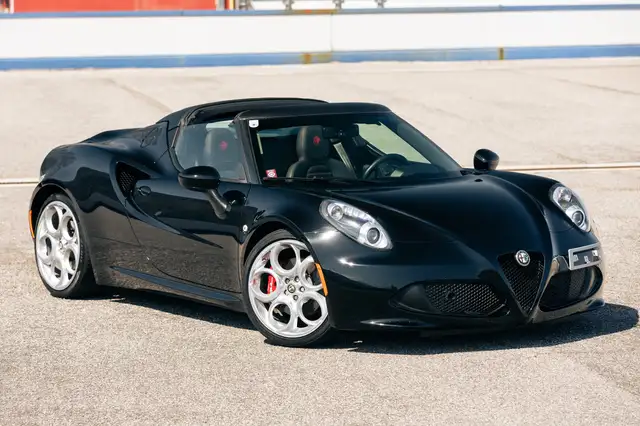 Alfa Romeo 4C Spider 1750 tbi 240cv tct
