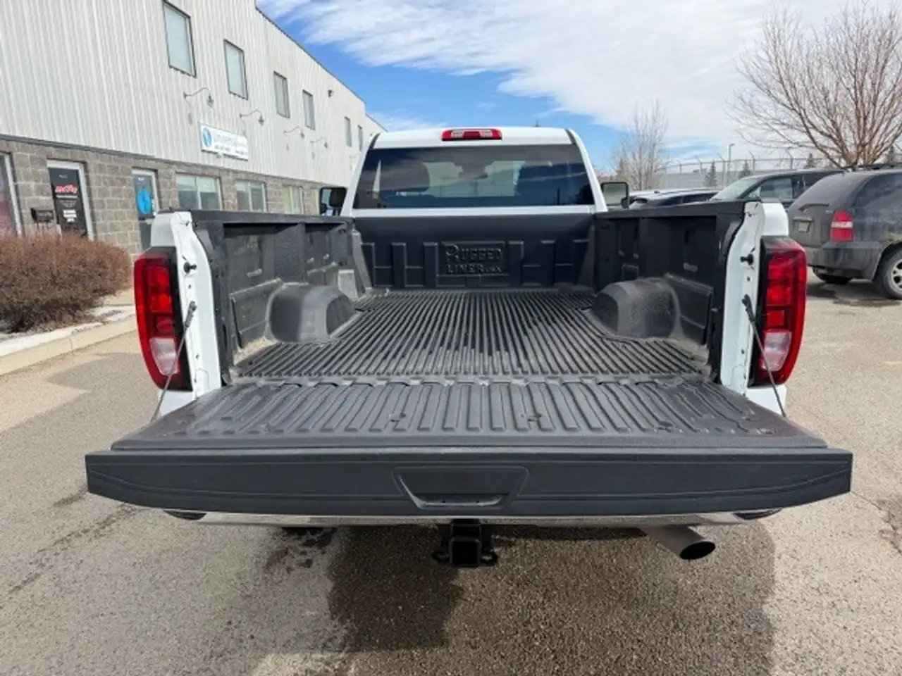 GMC Sierra 3500HD снимка GMC Sierra 3500HD