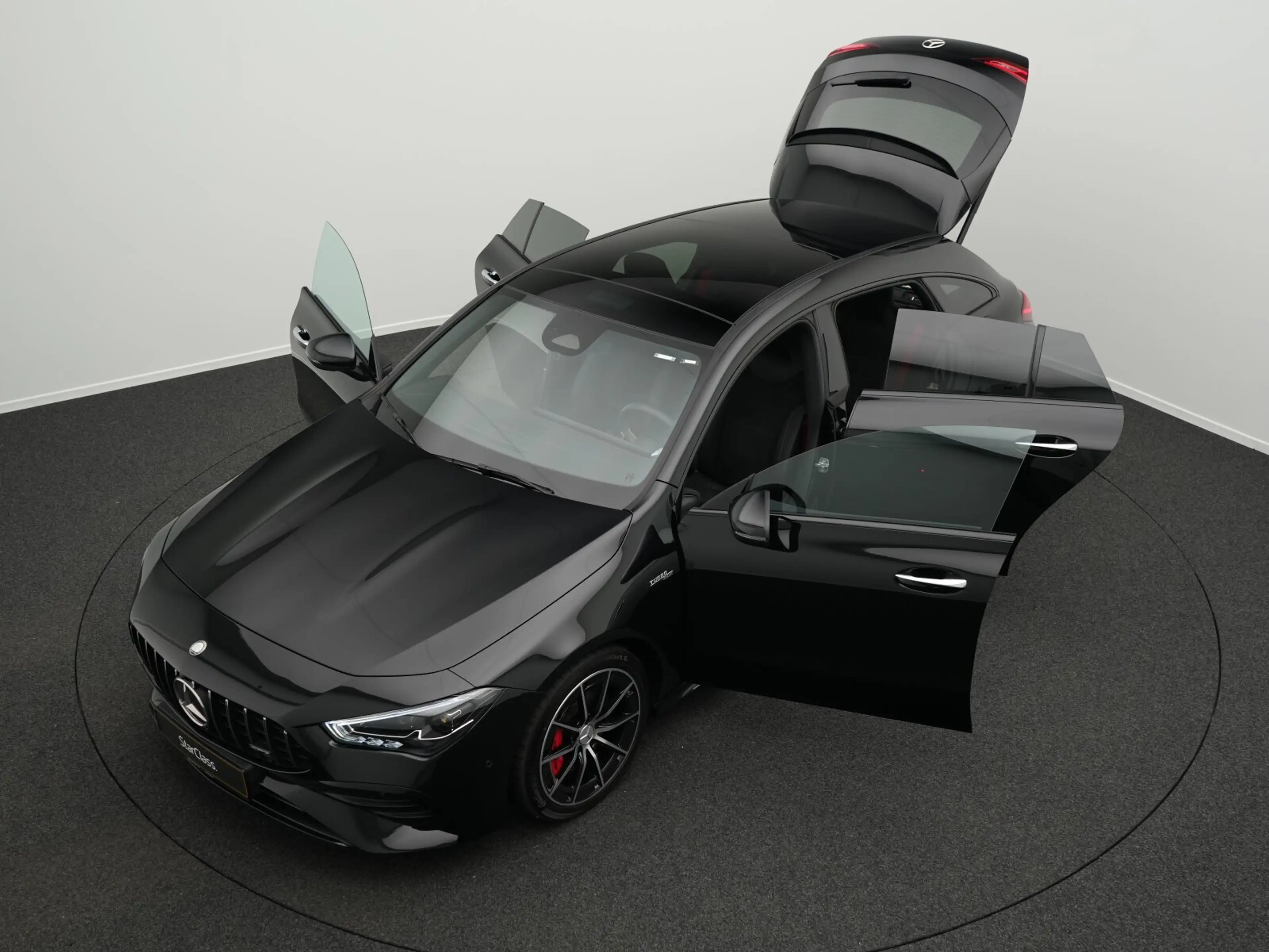 Mercedes-Benz CLA 35 AMG CLA 35 AMG Shooting Brake 4MATIC Panorama+Night — photo 12