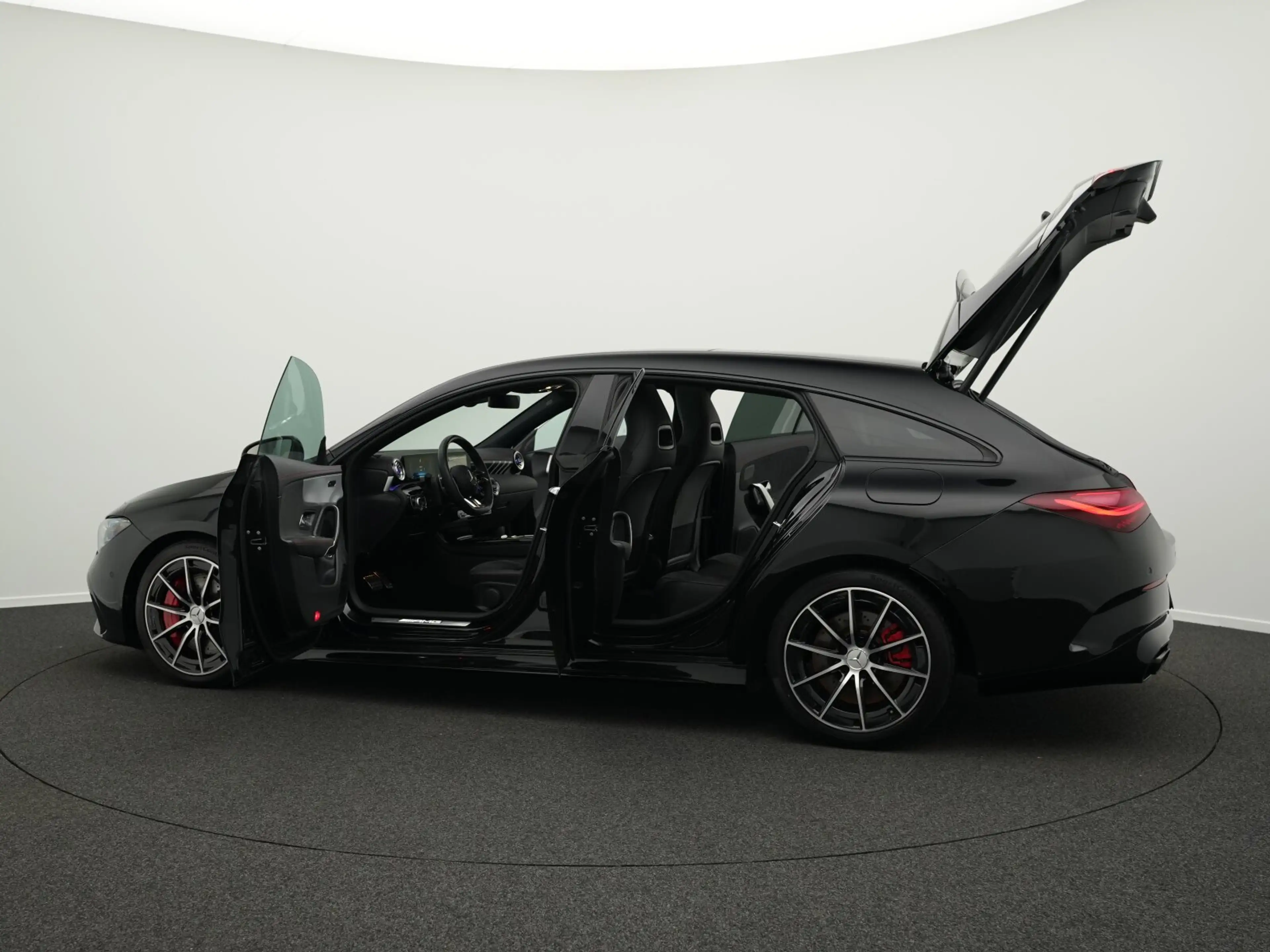Mercedes-Benz CLA 35 AMG CLA 35 AMG Shooting Brake 4MATIC Panorama+Night — photo 14
