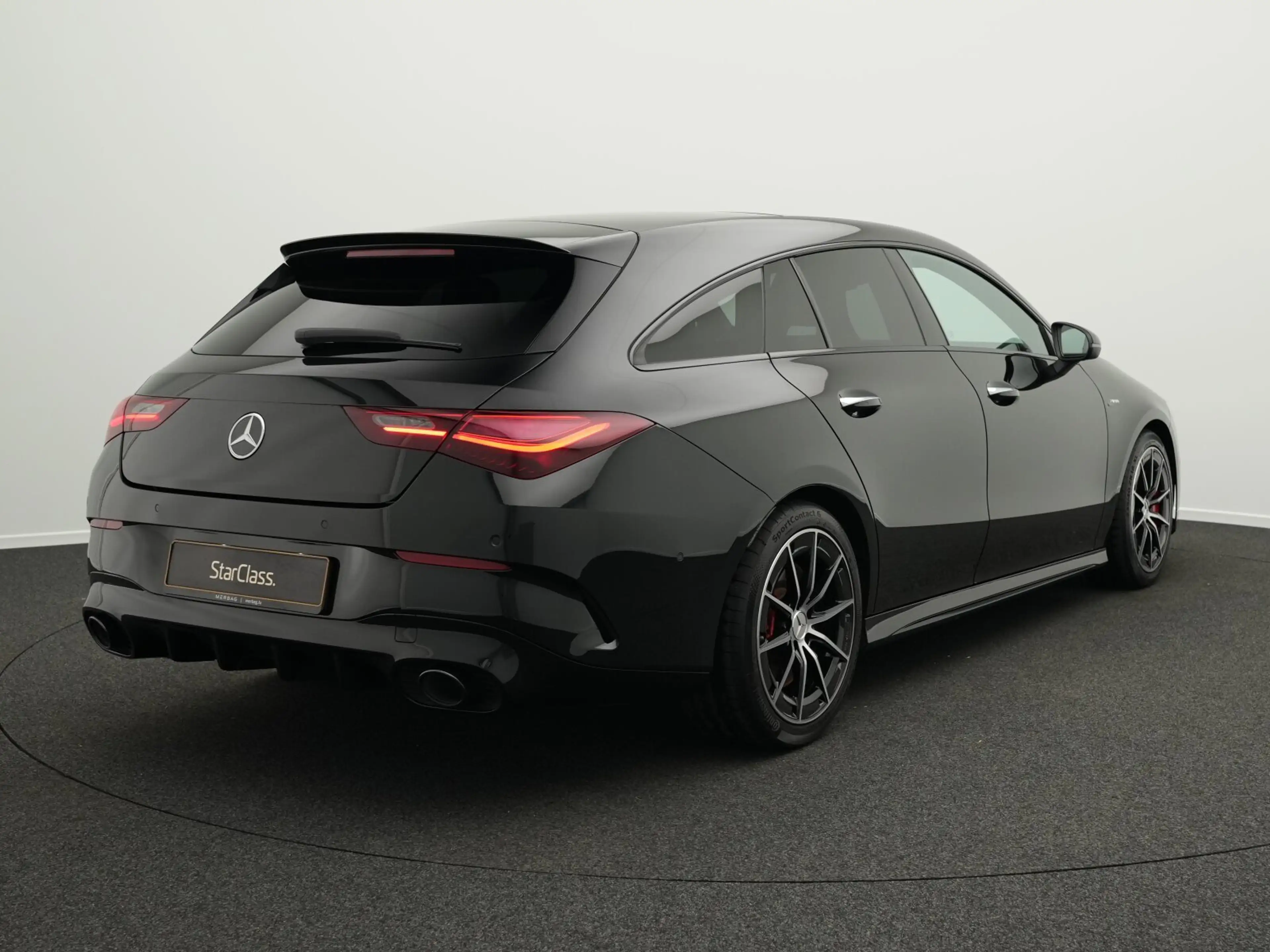 Mercedes-Benz CLA 35 AMG CLA 35 AMG Shooting Brake 4MATIC Panorama+Night — photo 3