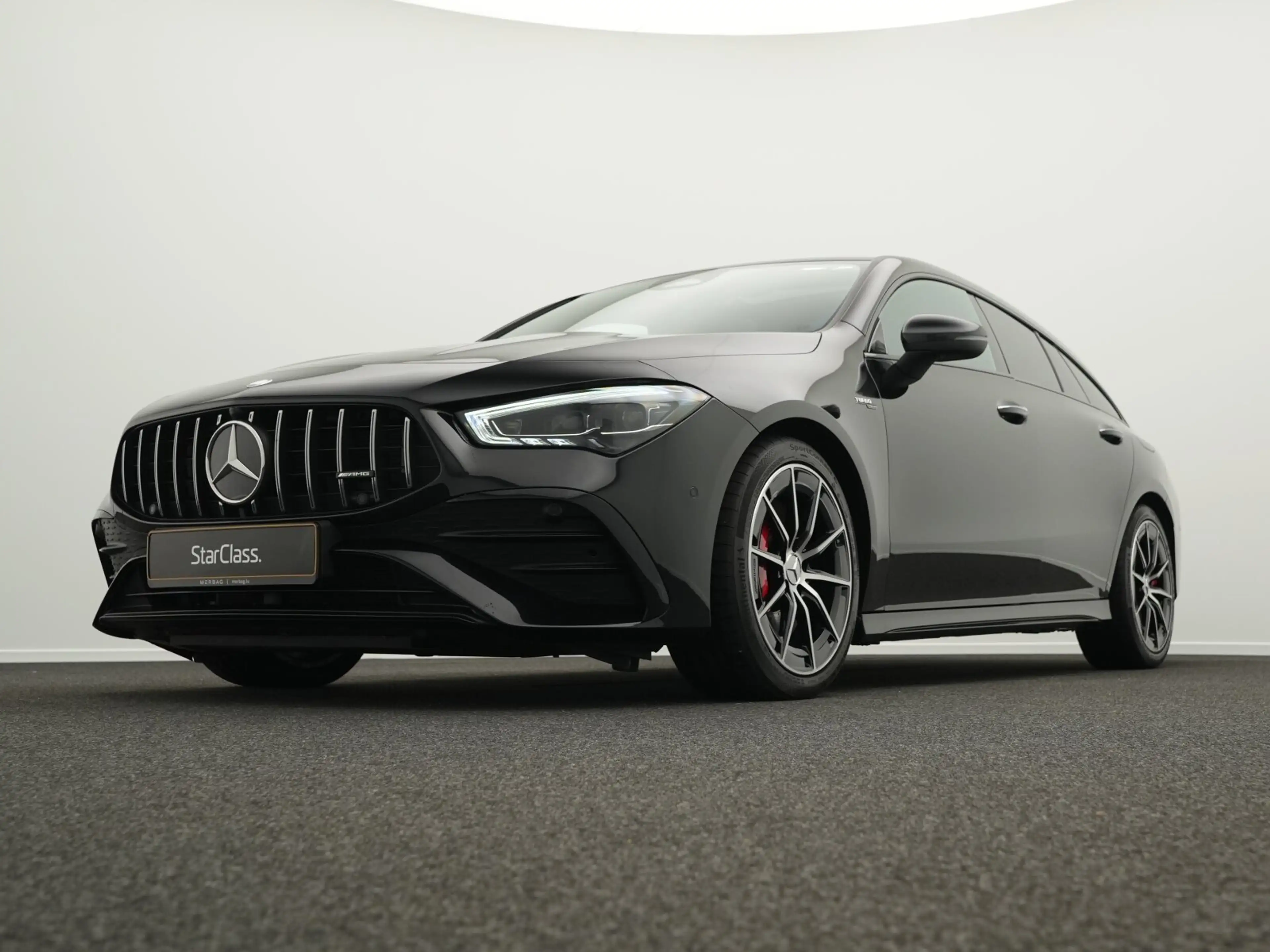 Mercedes-Benz CLA 35 AMG CLA 35 AMG Shooting Brake 4MATIC Panorama+Night — photo 8