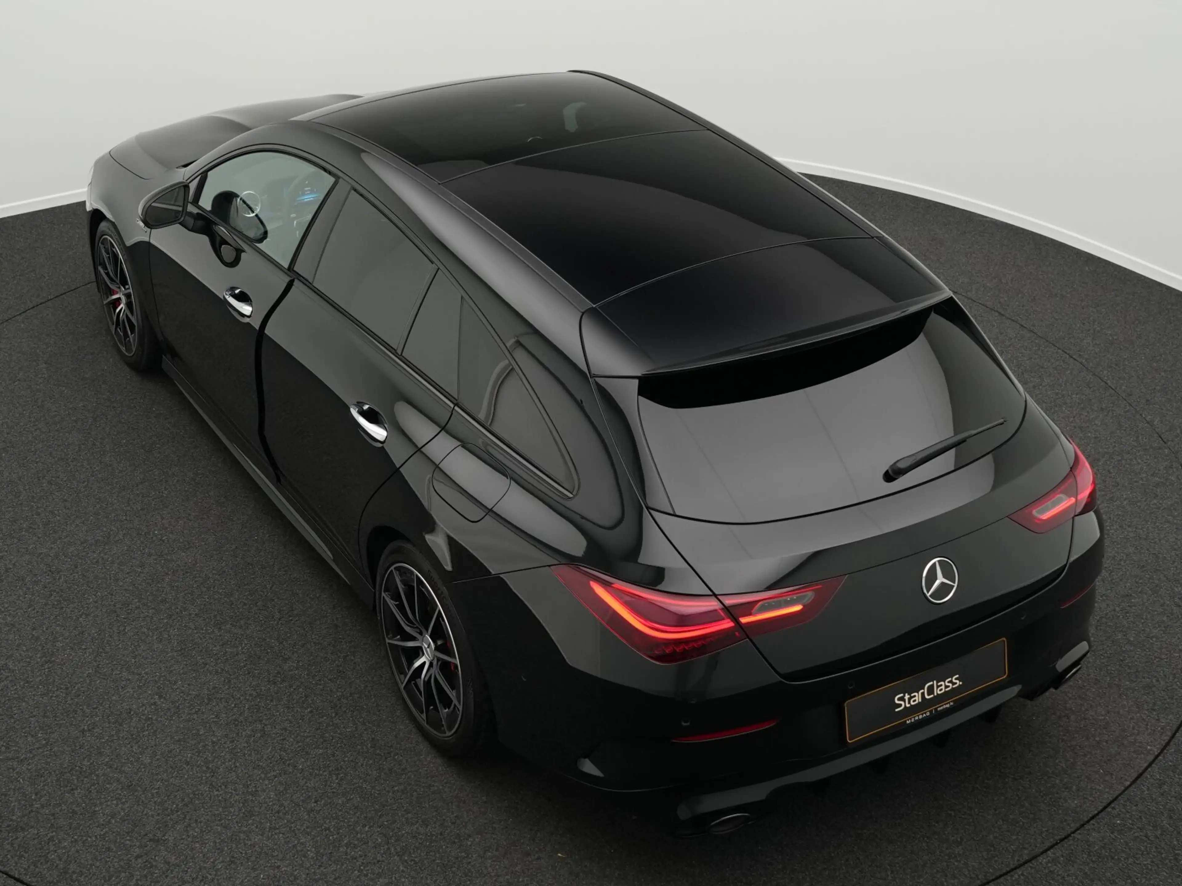 Mercedes-Benz CLA 35 AMG CLA 35 AMG Shooting Brake 4MATIC Panorama+Night — photo 11