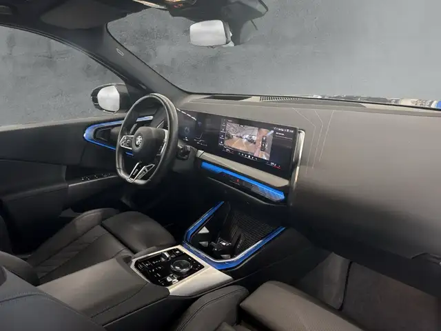 BMW X3 view 12