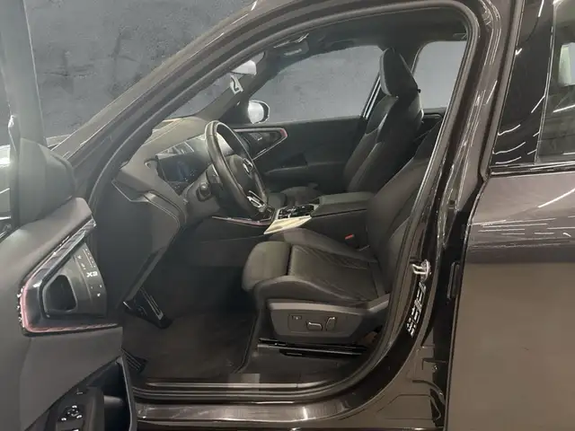 BMW X3 view 8