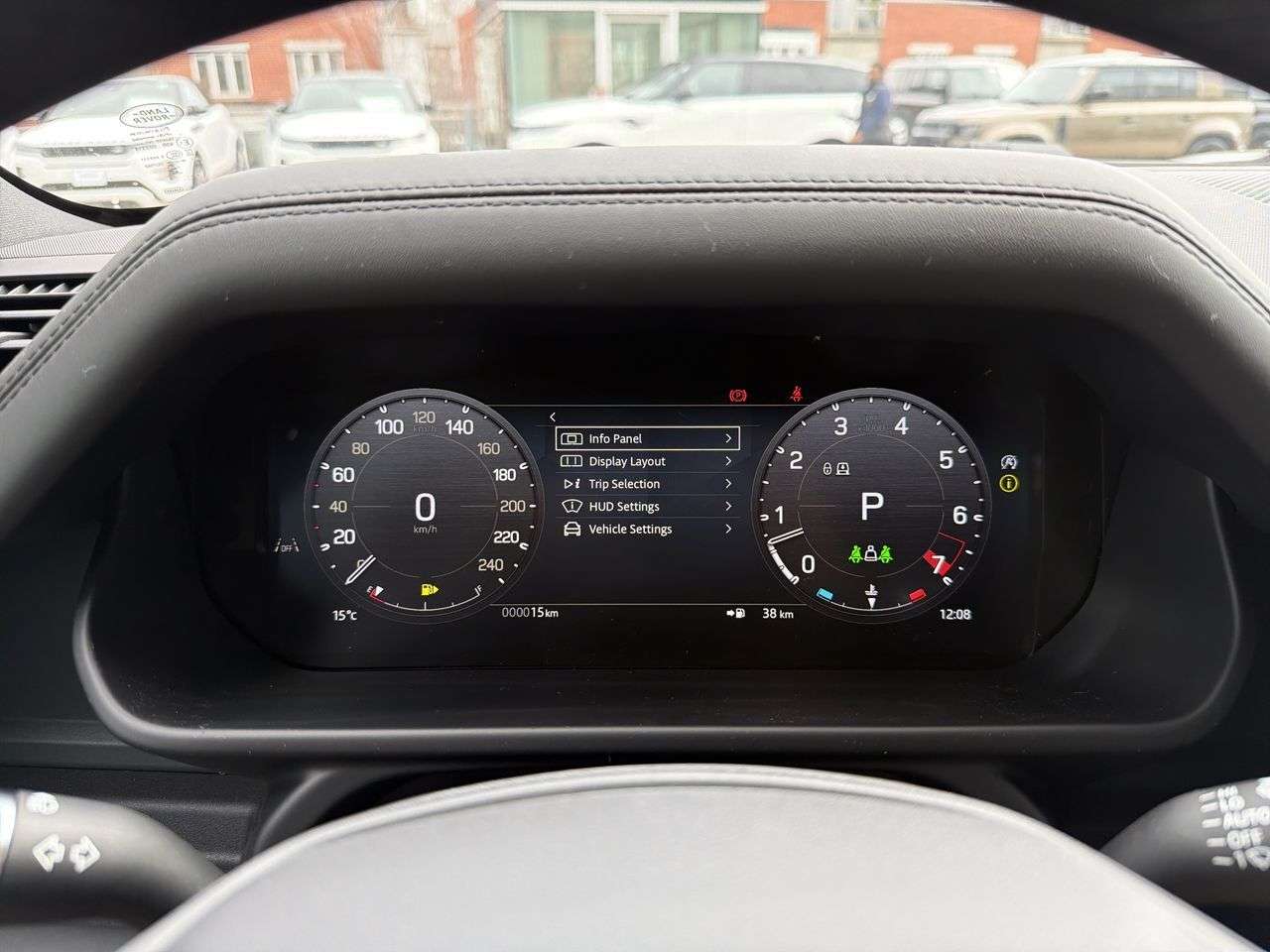 2026 Land Rover Defender 110 P400 X-Dynamic SE thumb 12