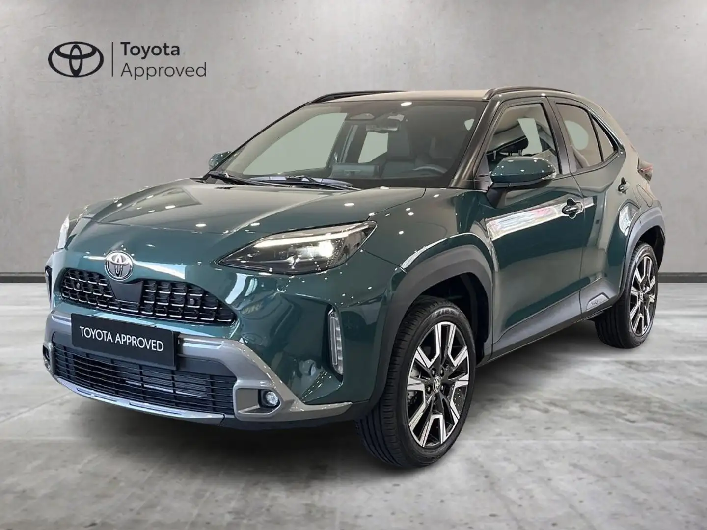 Toyota Yaris Cross Yaris Cross 1.5h Lounge awd-i 130cv e-cvt Verde - 1