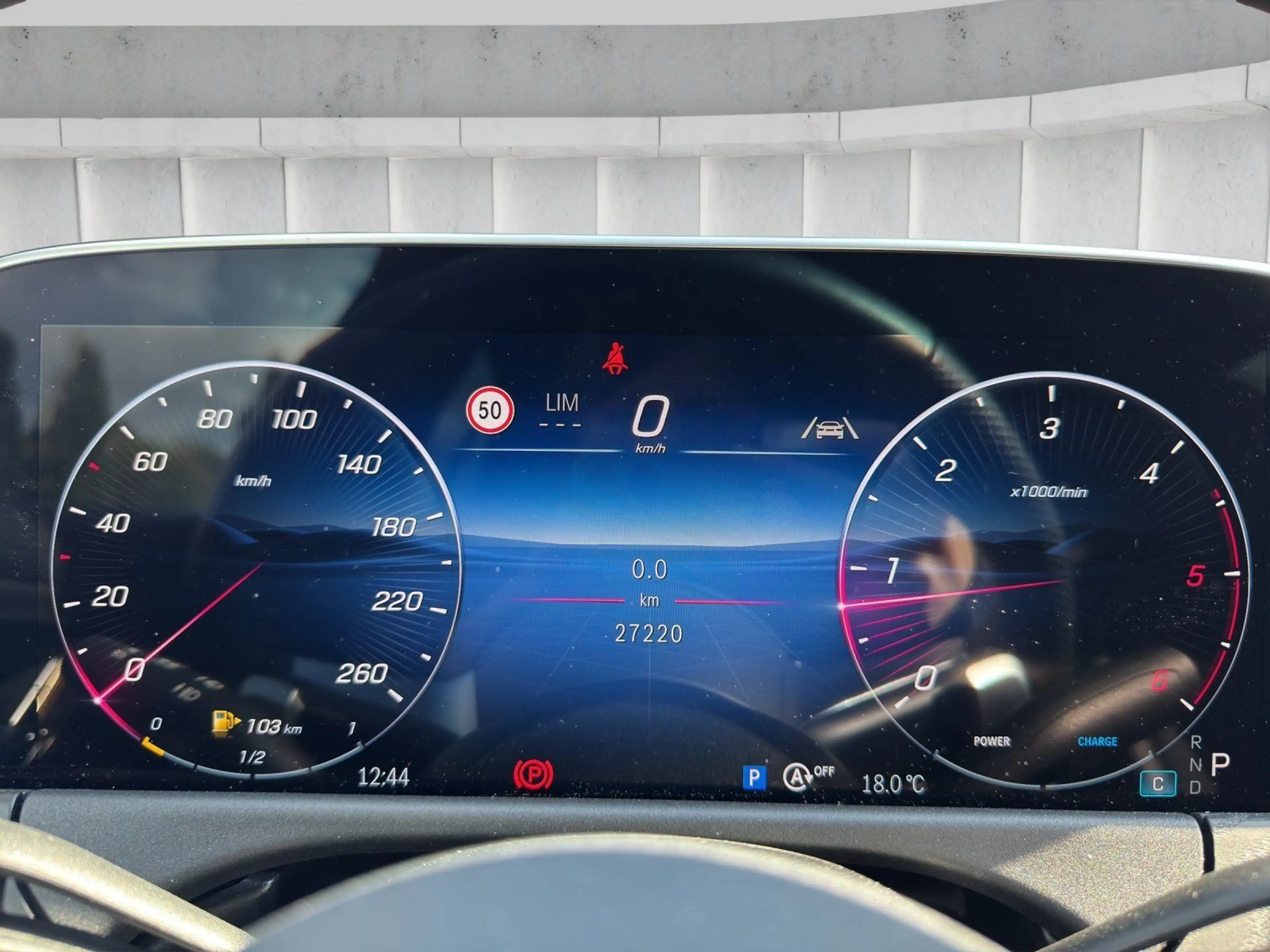 Mercedes-Benz E 220 d AMG Night Paket Keyless DISTRO Agilitiy — photo 11