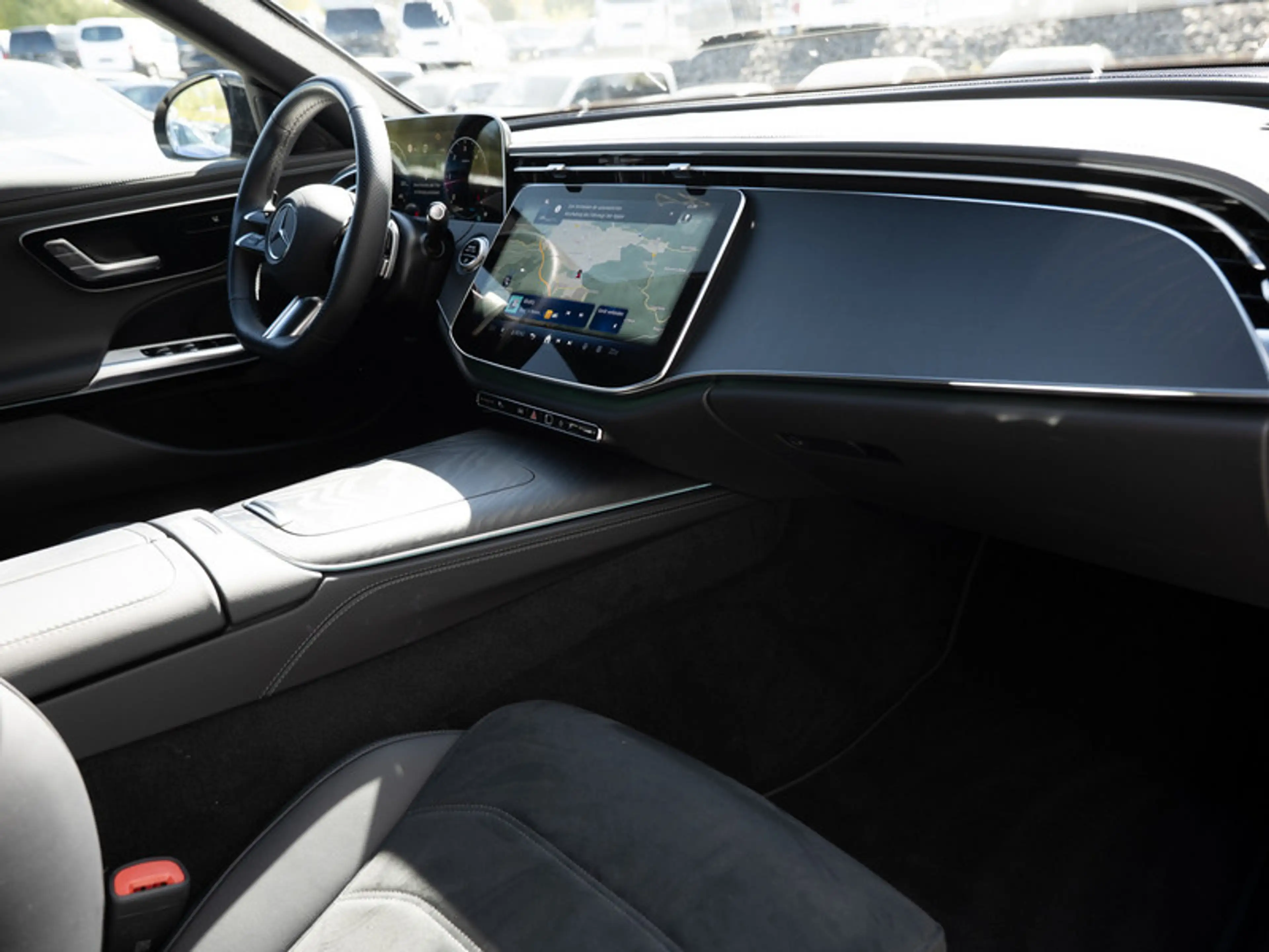 Mercedes-Benz E 220 d AMG-Sport/LED/Cam/Night/Distr/Totw/19' — photo 3