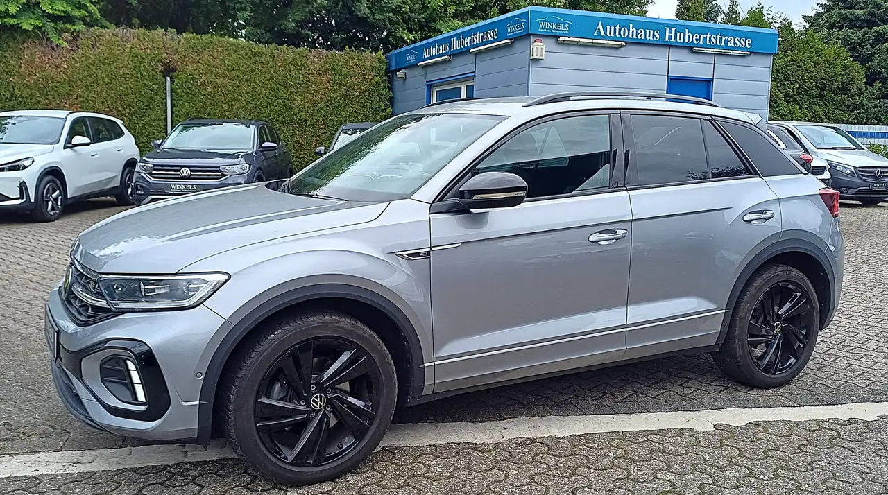 Volkswagen T-Roc T-Roc R-Line 4Motion DSG-Navi-Leder-Kamera-18"-AHK — photo 1 of 15