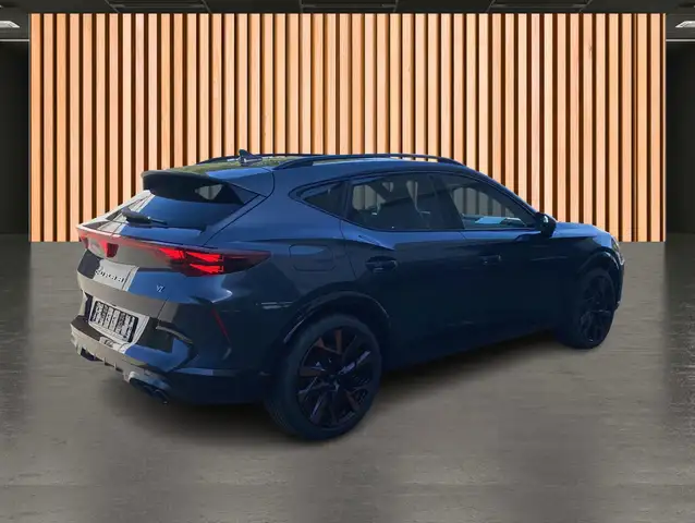 Cupra Formentor view 3