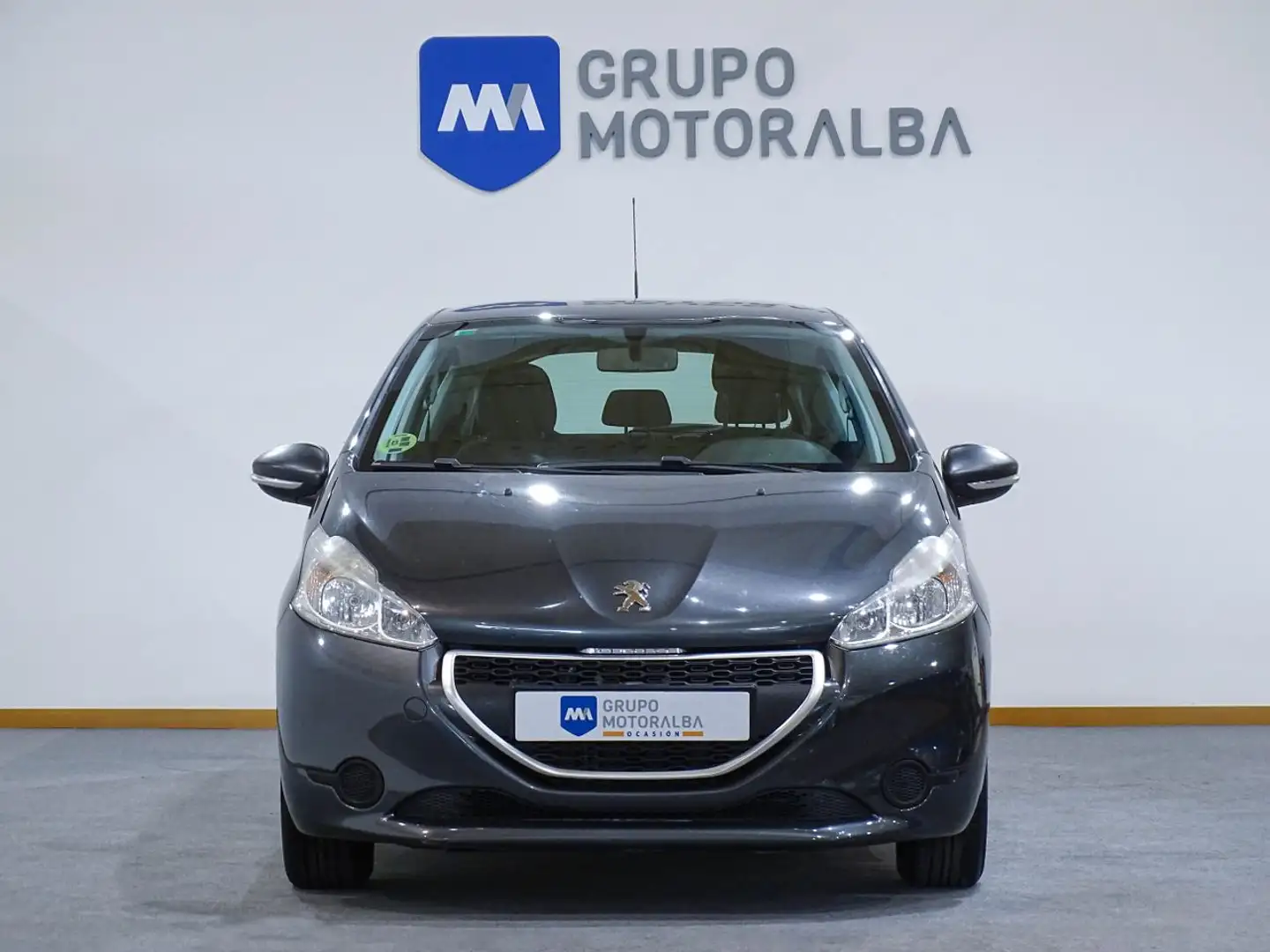 Peugeot 208 1.4HDi Active Gris - 2