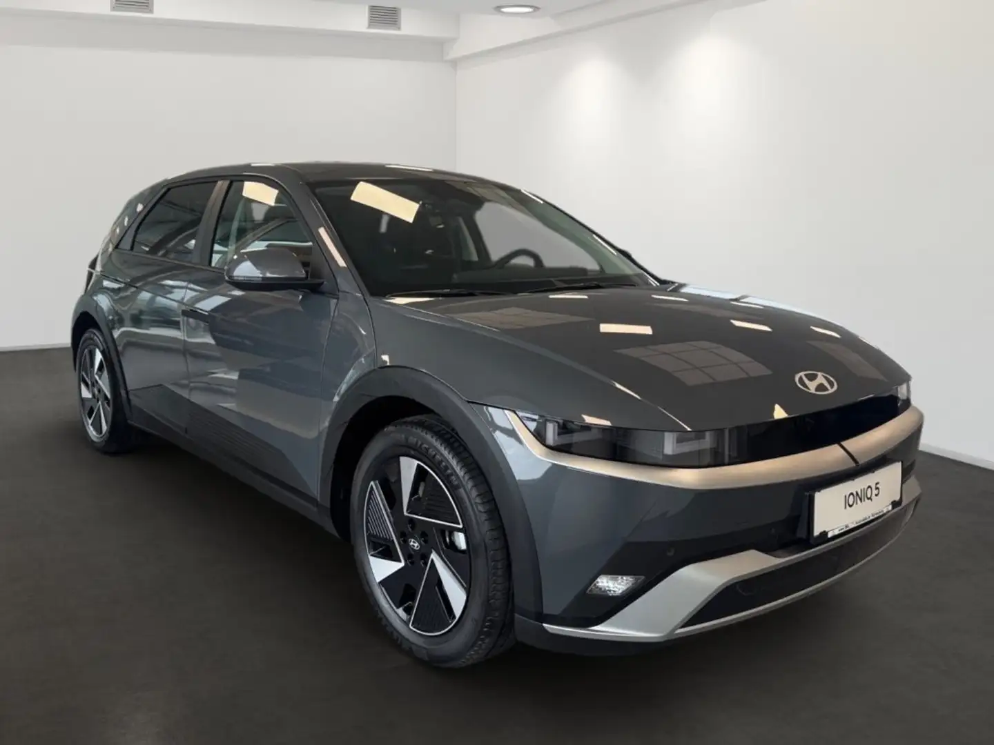 Hyundai IONIQ 5 GO 84kWh 2WD i5g51-OO1 Gris - 2