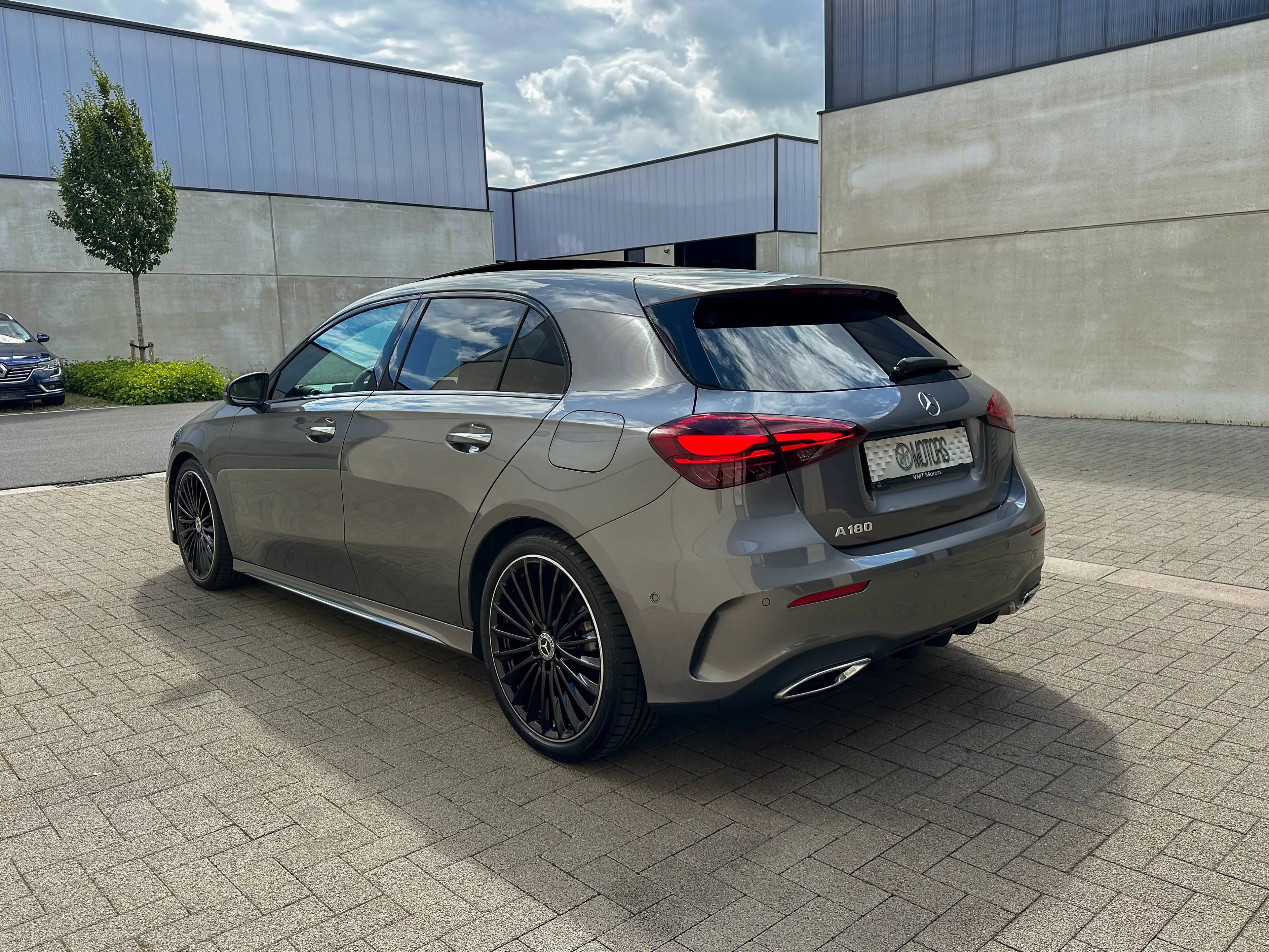 Mercedes-Benz A 180 A 180 AMG Line*PANO*CAMERA*ADVANCED*SFEERVERLICHTING*KEYLESS*GARANTIE* — photo 8