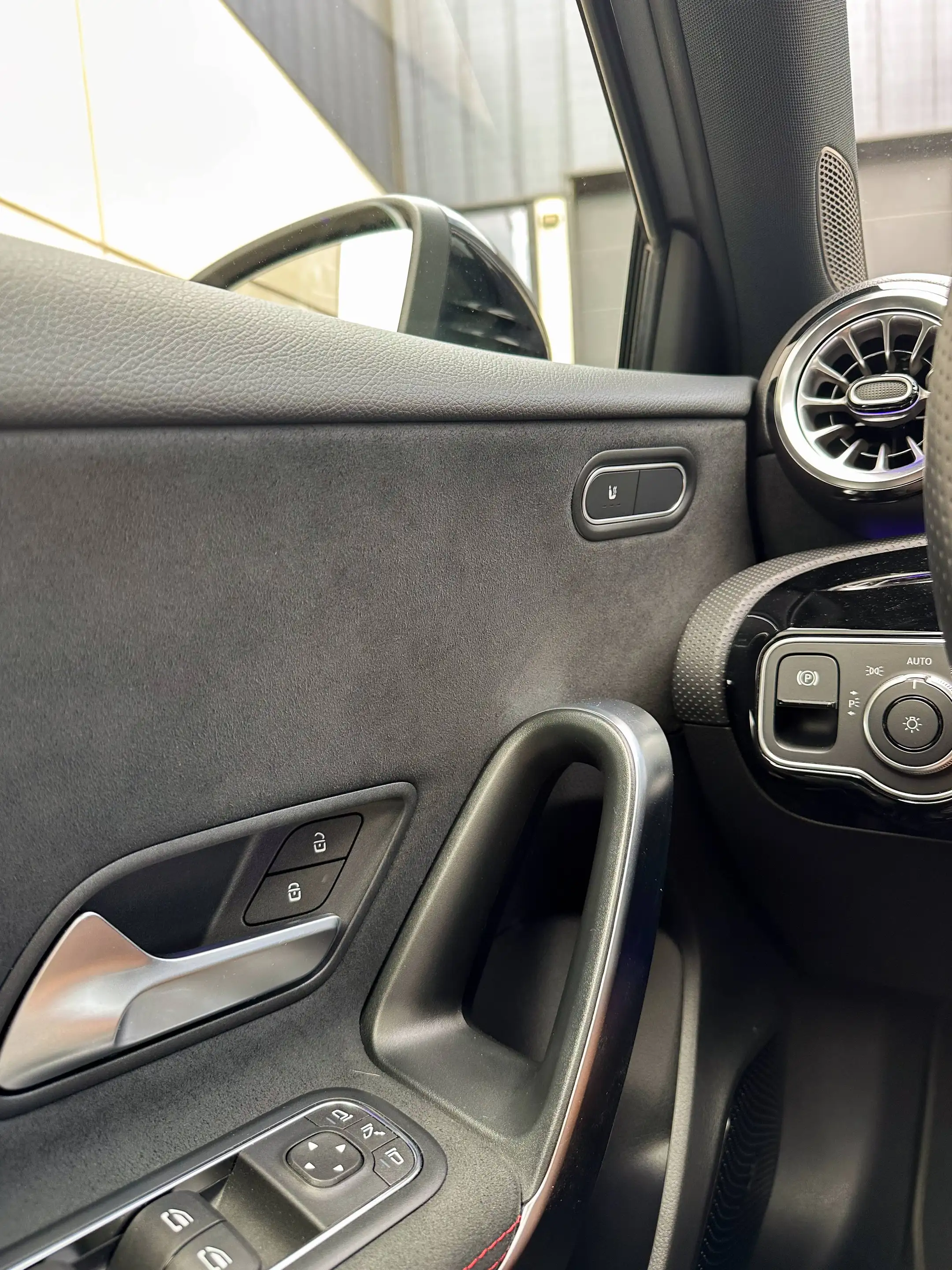 Mercedes-Benz A 180 A 180 AMG Line*PANO*CAMERA*ADVANCED*SFEERVERLICHTING*KEYLESS*GARANTIE* — photo 15