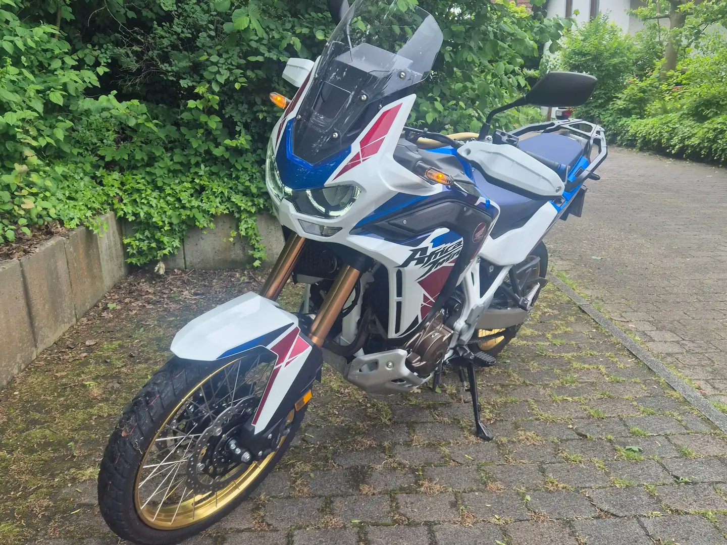 Honda CRF 1100 Africa Twin Adventure Sports Weiß - 2