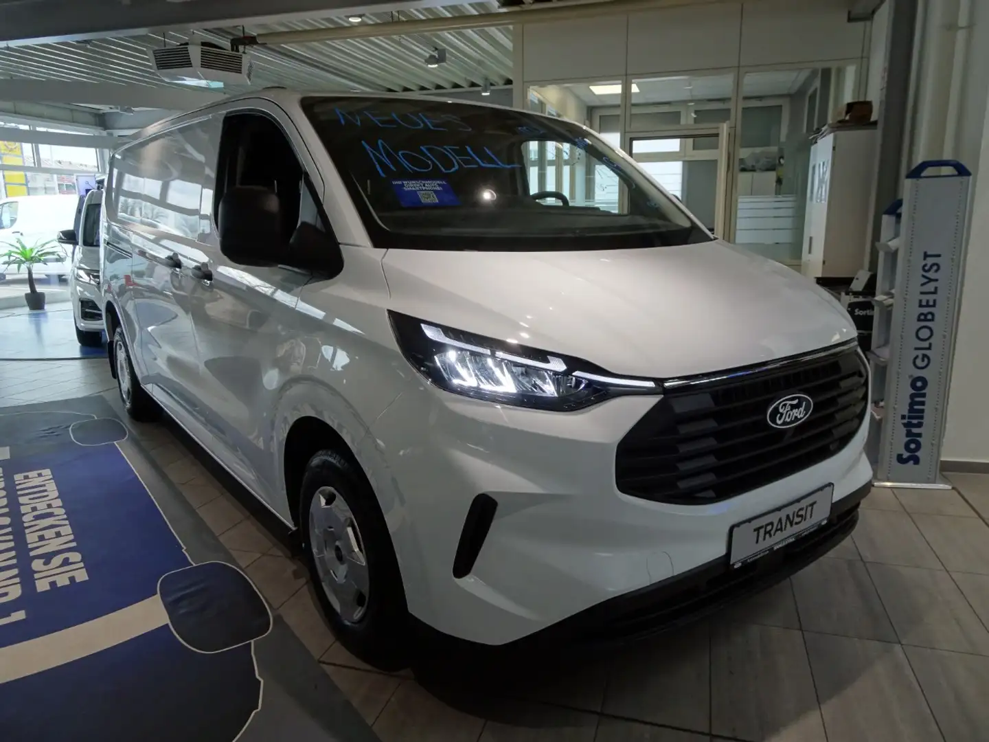 Ford Transit Custom Kasten 2.5 Duratec PHEV 320 L1 FWD Weiß - 2