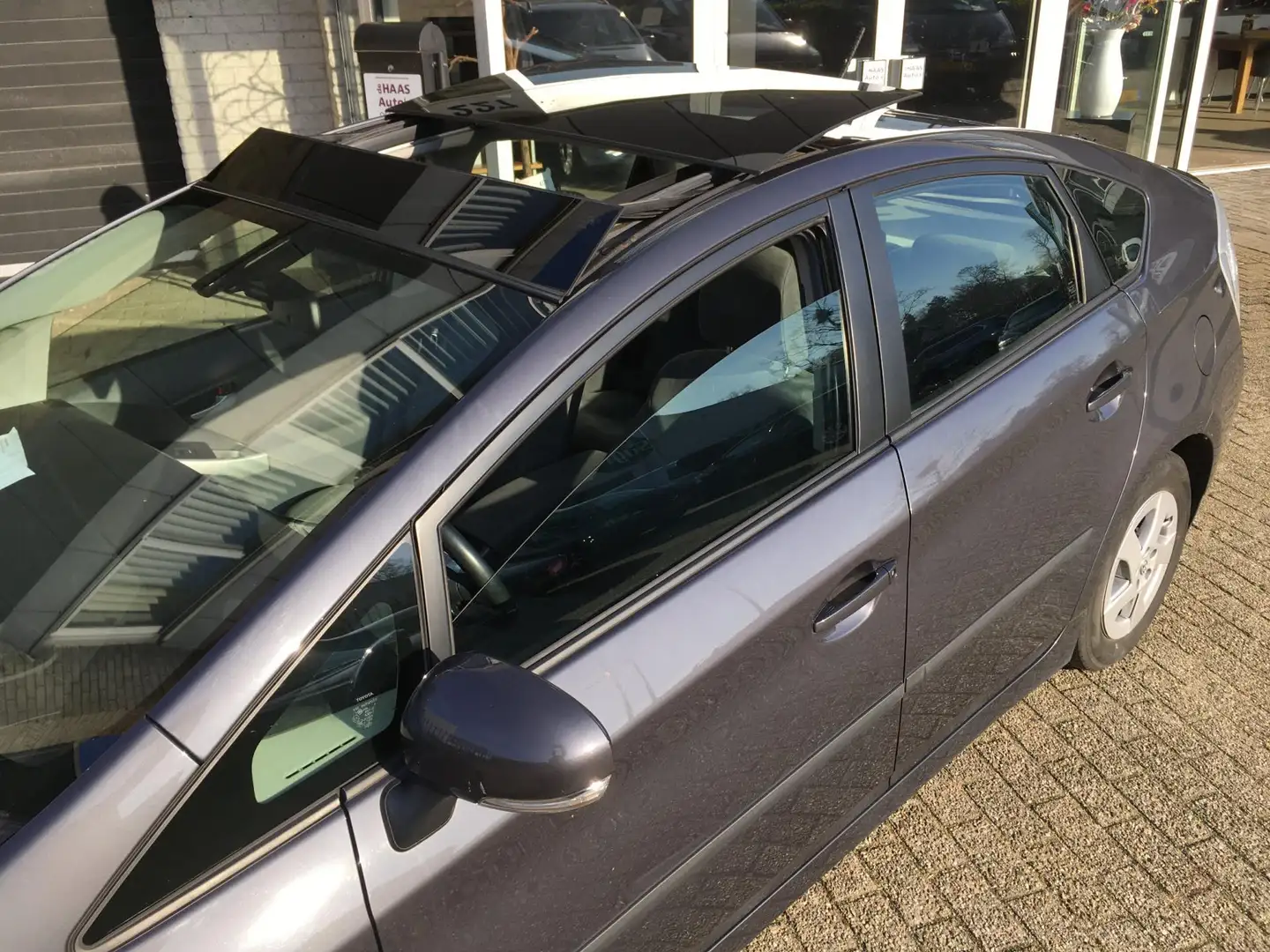 Toyota Prius Solardak / YOUNGTIMER / NAVI / CAMERA / DEALER SER Gris - 2