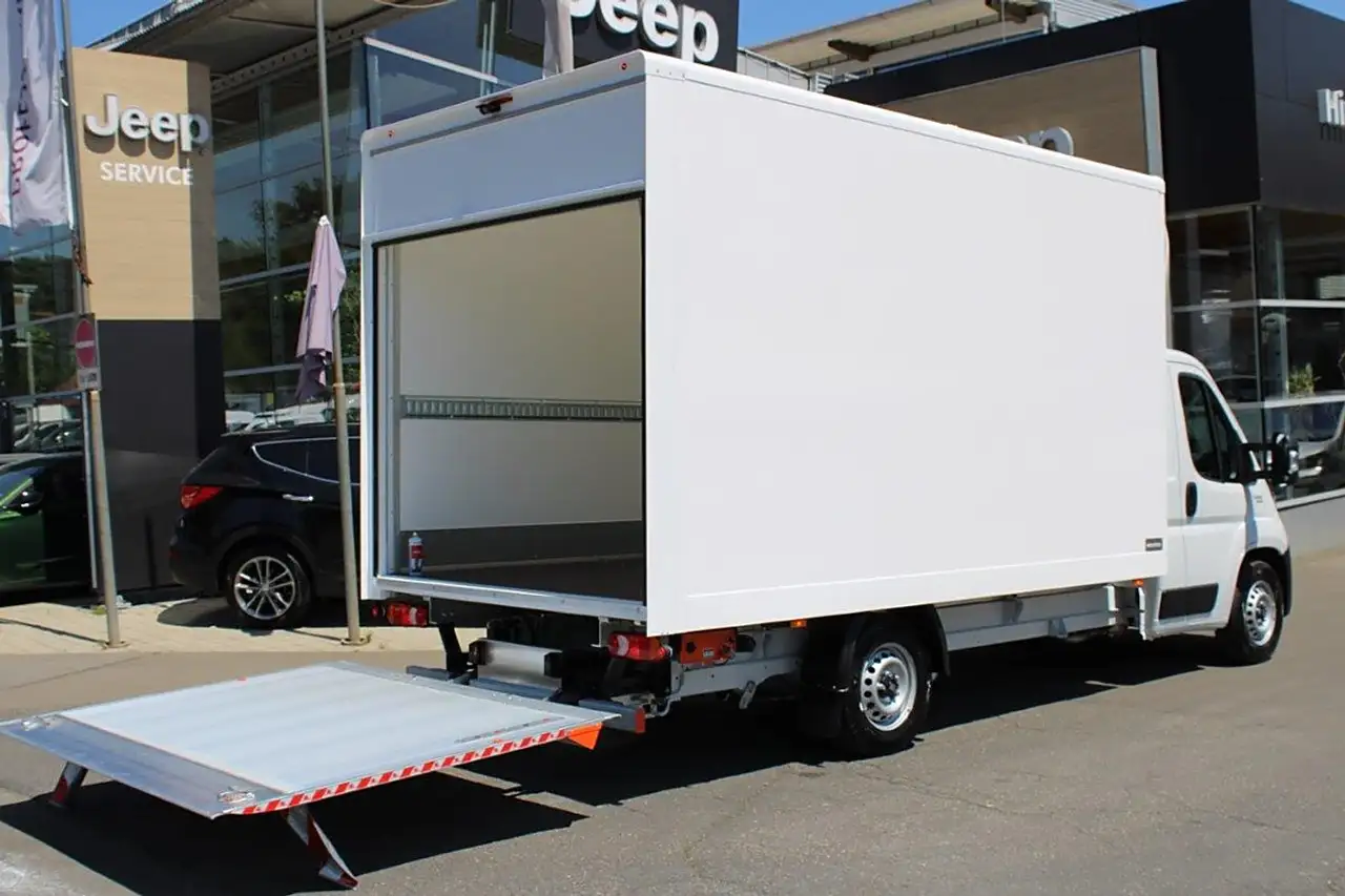 Fiat Ducato Maxi Koffer Ladebordwand 180PS 10Zoll Na...