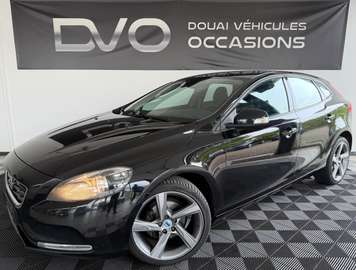 Volvo v40 ii