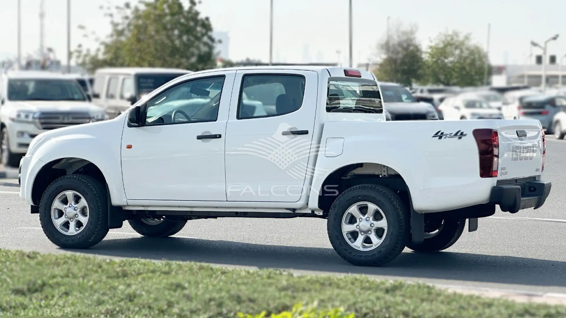 Isuzu D-Max 2.5L DSL DC MT, Mid  *FOR EXPORT OUT OF EU* Blanc - 2