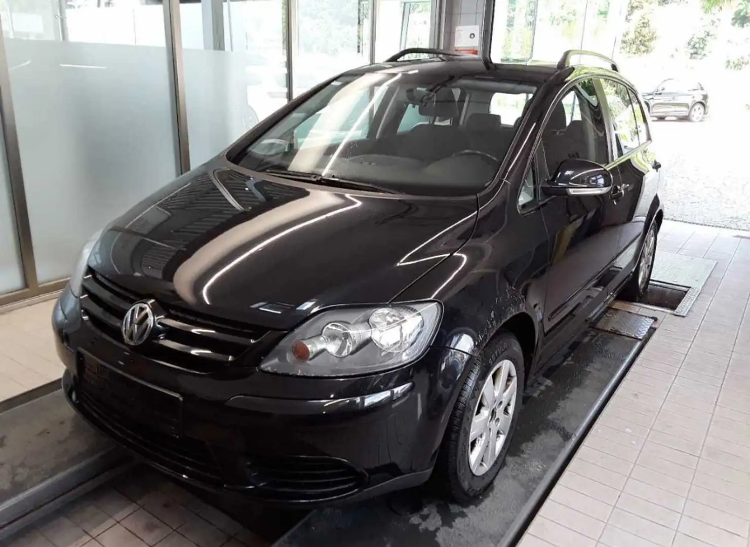 Volkswagen Golf Plus 1.9 TDI DPF United BlueMotion 1 Jahr Garantie Czarny - 1