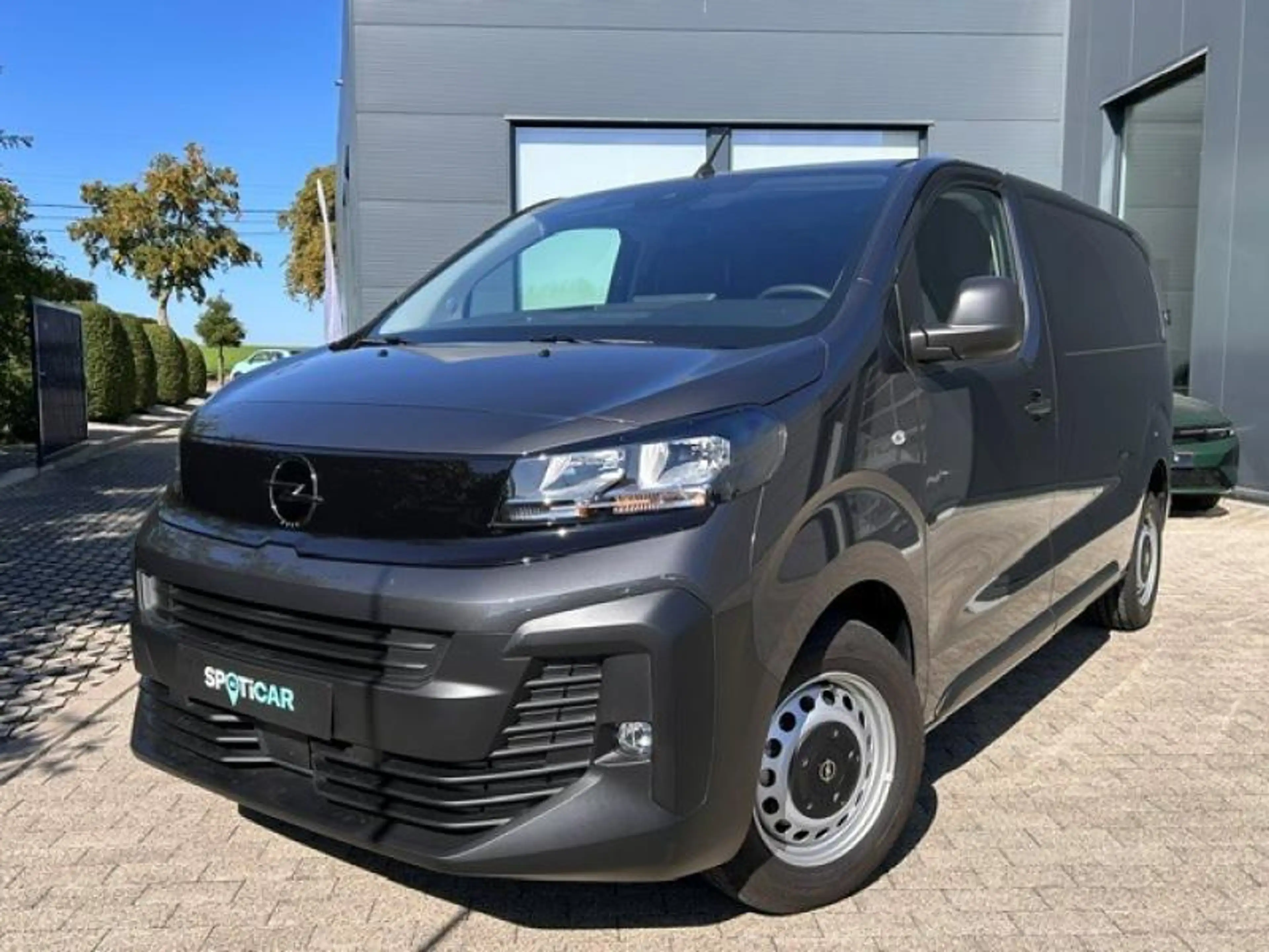 Opel Vivaro Medium | 8 JAAR CARE GARANTIE