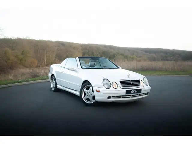 Mercedes-Benz CLK CLK Cabriolet 430 Avantgarde AMG V8