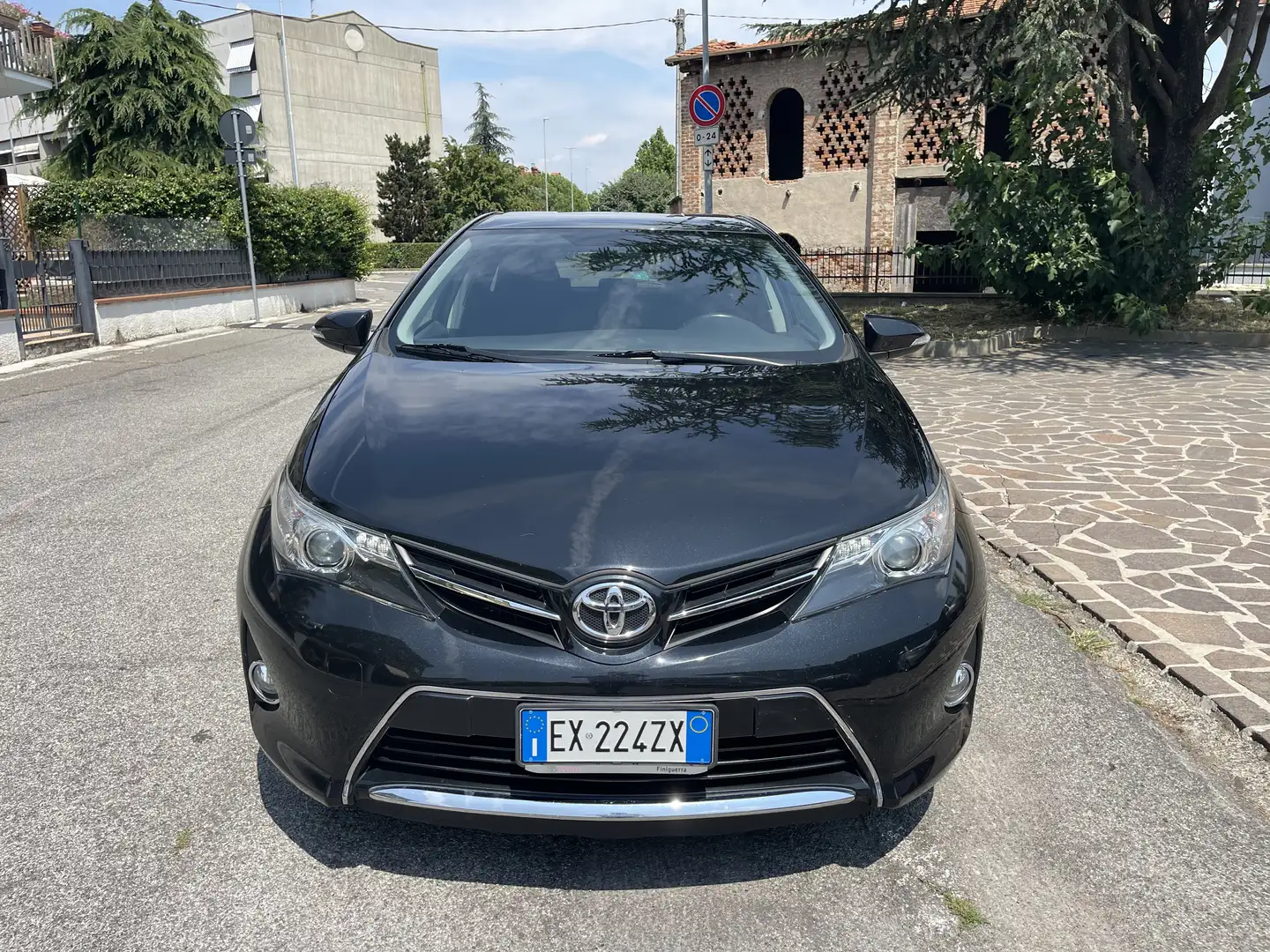 Toyota Auris Auris II 2013 5p 1.4 d-4d Lounge Nero - 1