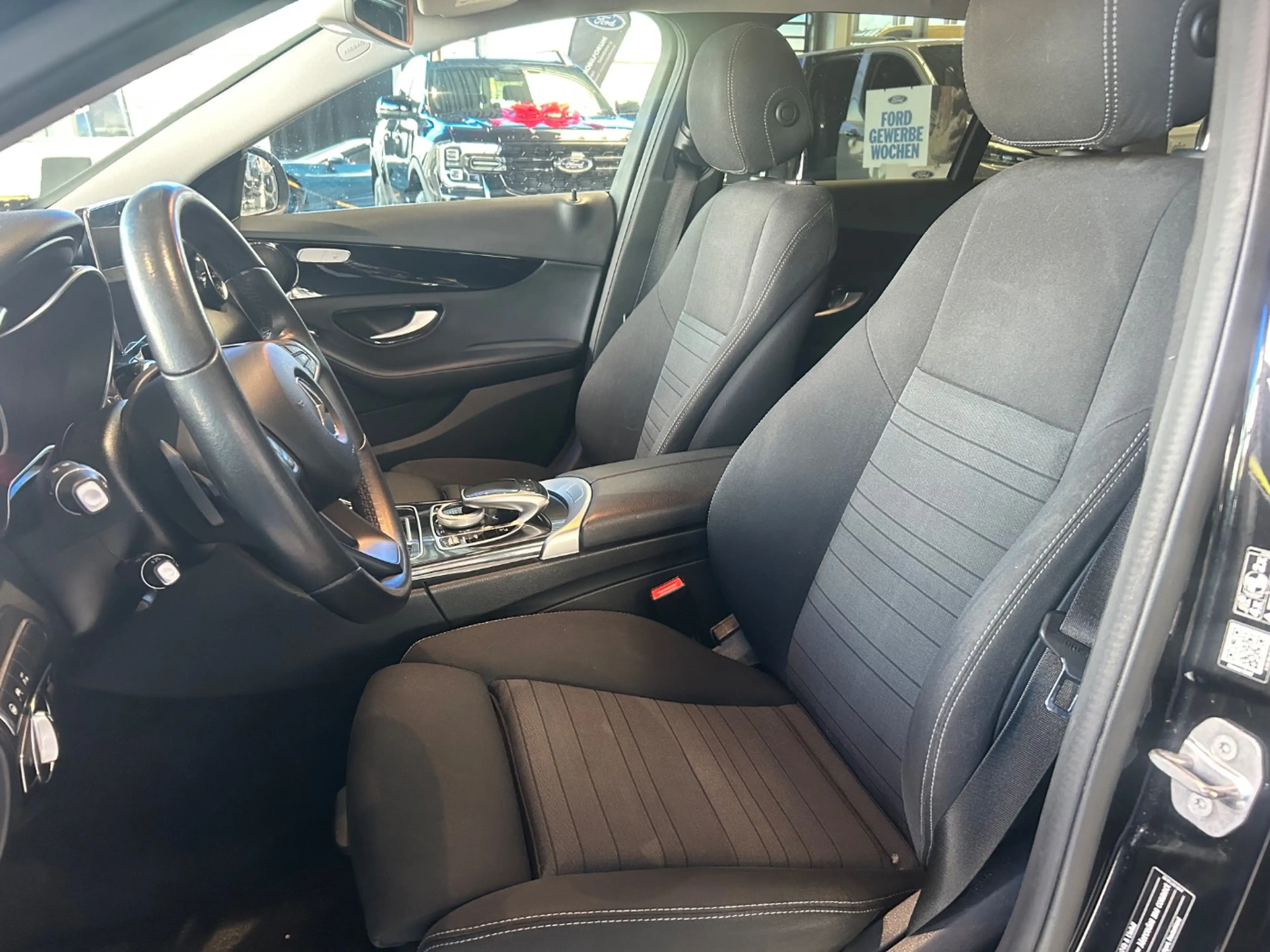 Mercedes-Benz C 350 T e Avantgarde ACC LED PDC SHZ KlimaA — photo 14