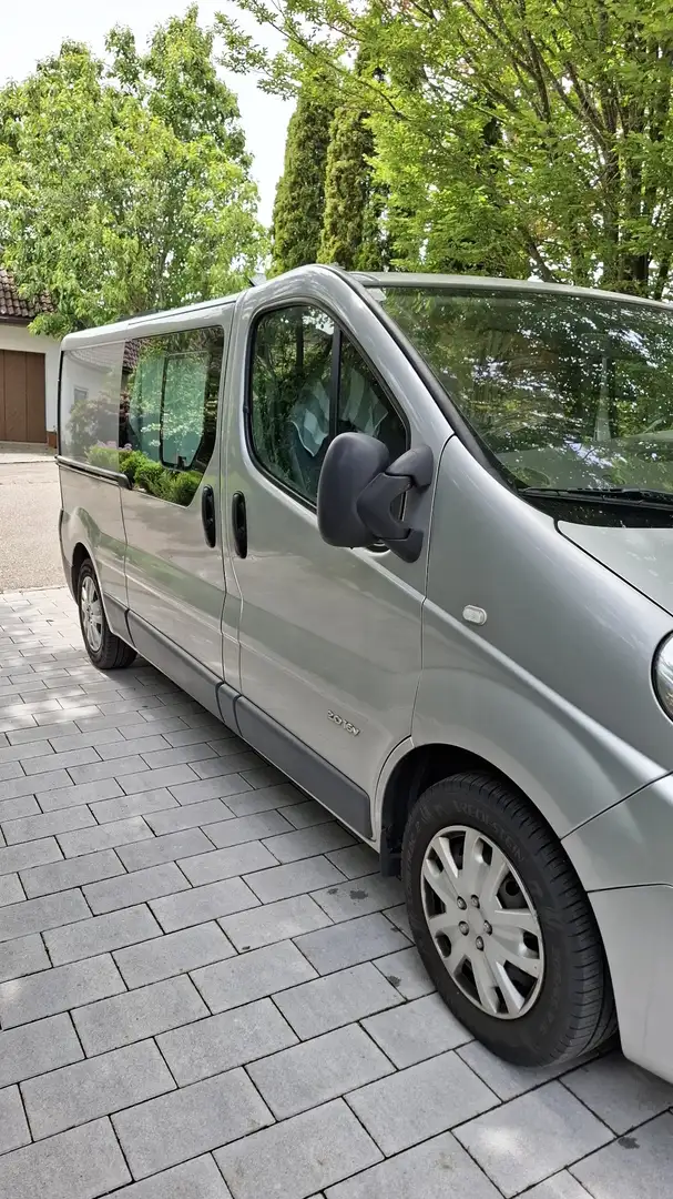 Renault Trafic Trafic L2H1 2,9t 2,0 16V Camping Umbau Silber - 2