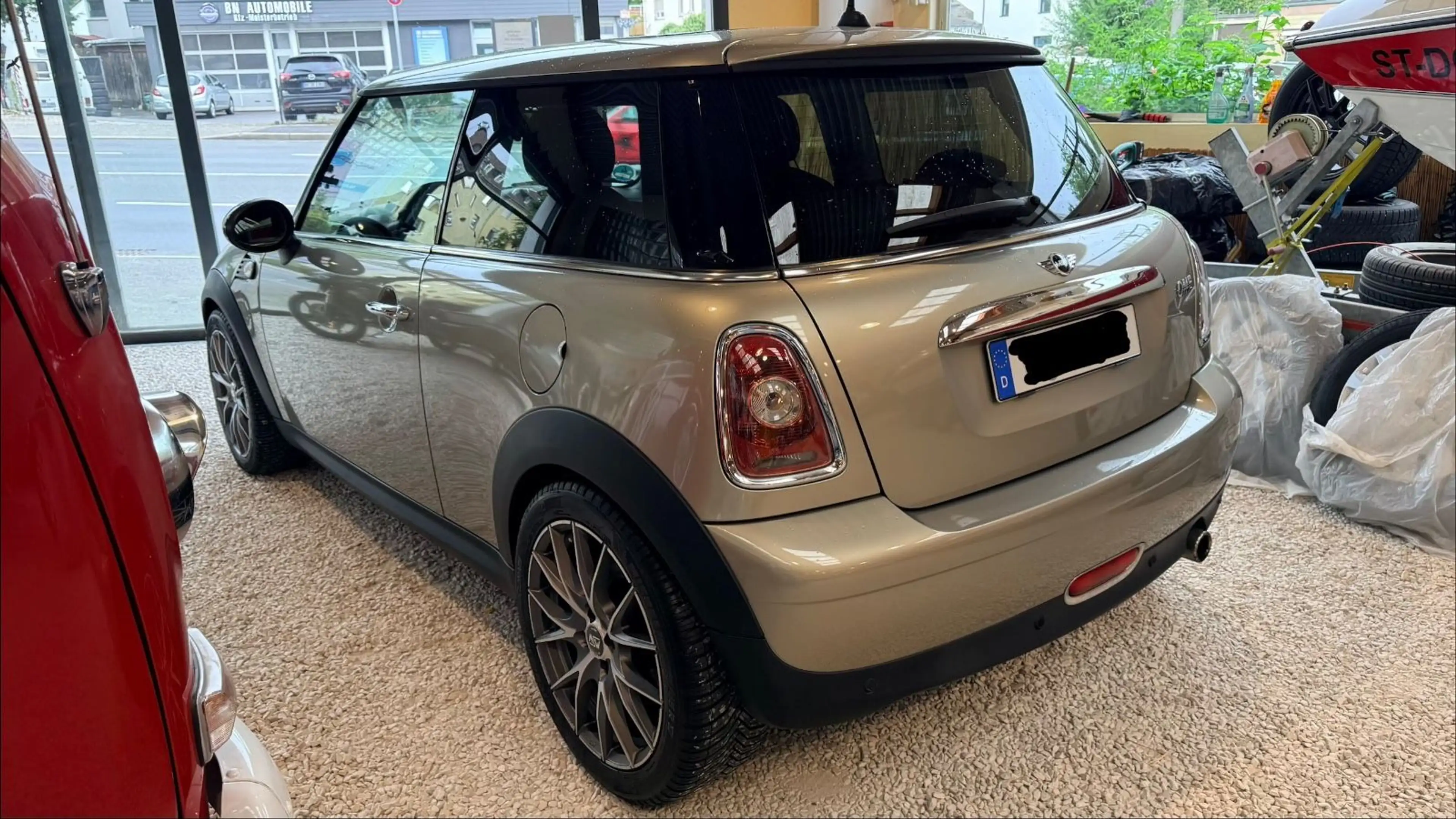MINI One Mini One — photo 4