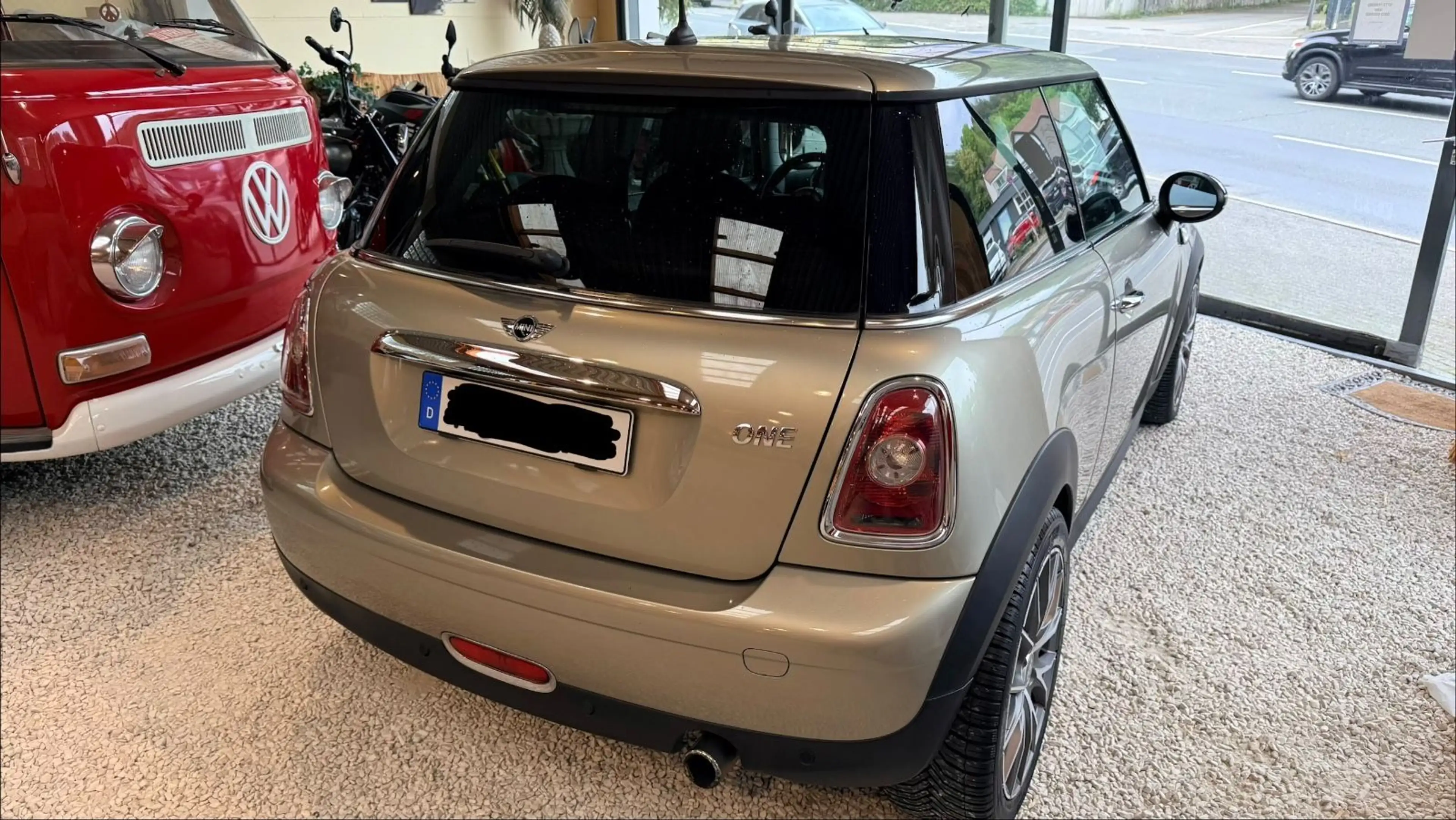 MINI One Mini One — photo 3