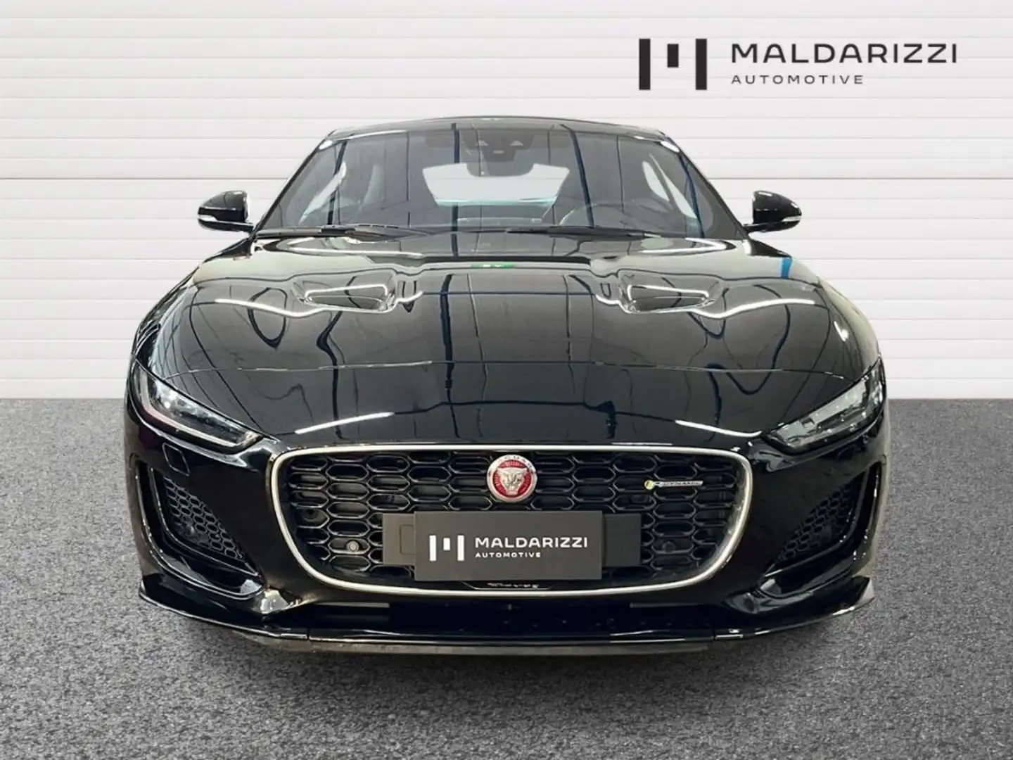 Jaguar F-Type 2020 Coupe Coupe 2.0 i4 R-Dynamic rwd 300cv auto Nero - 2