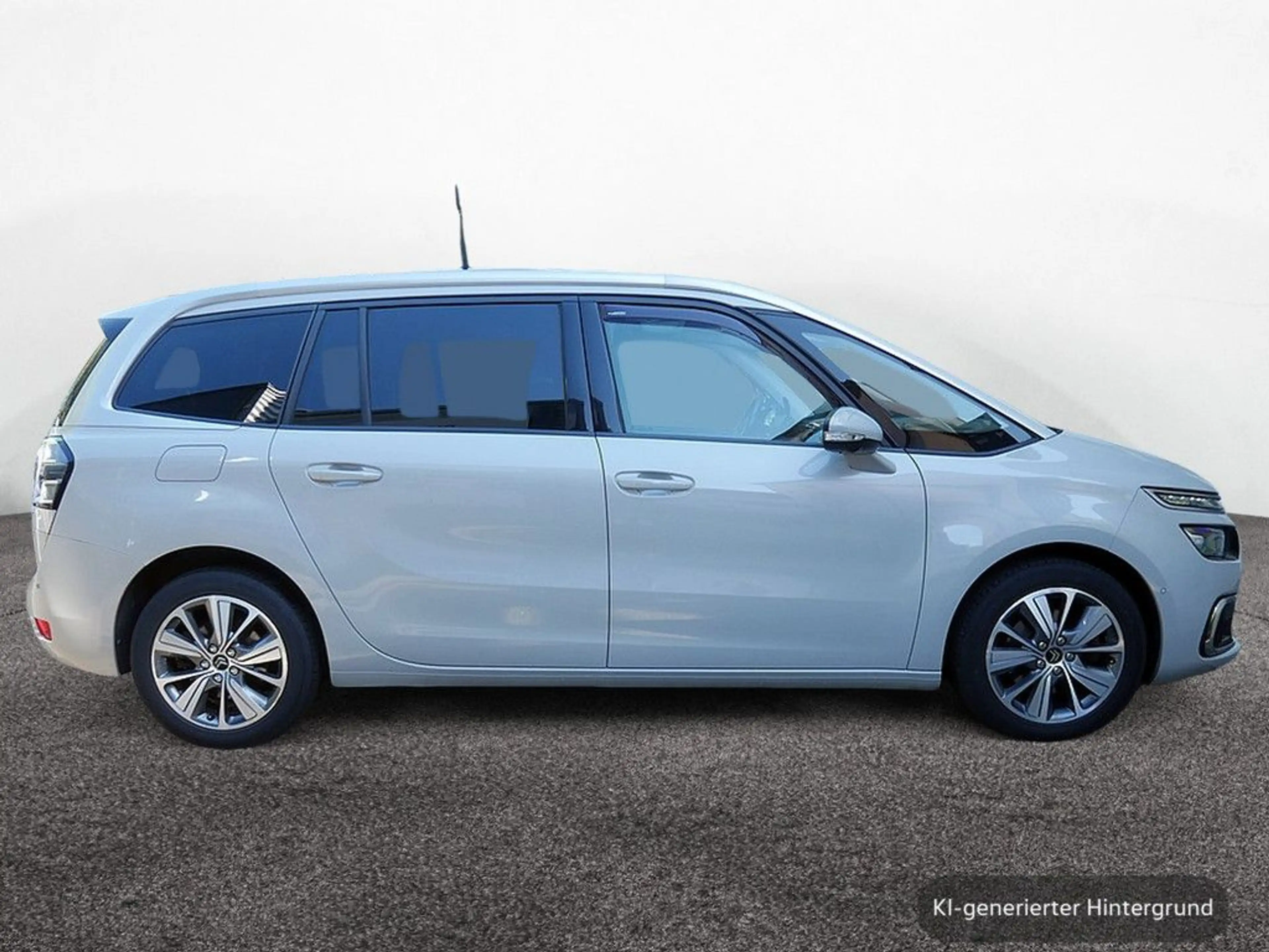 Citroen Grand C4 Picasso Shine Blue HDI 150 EAT6 360° — photo 6