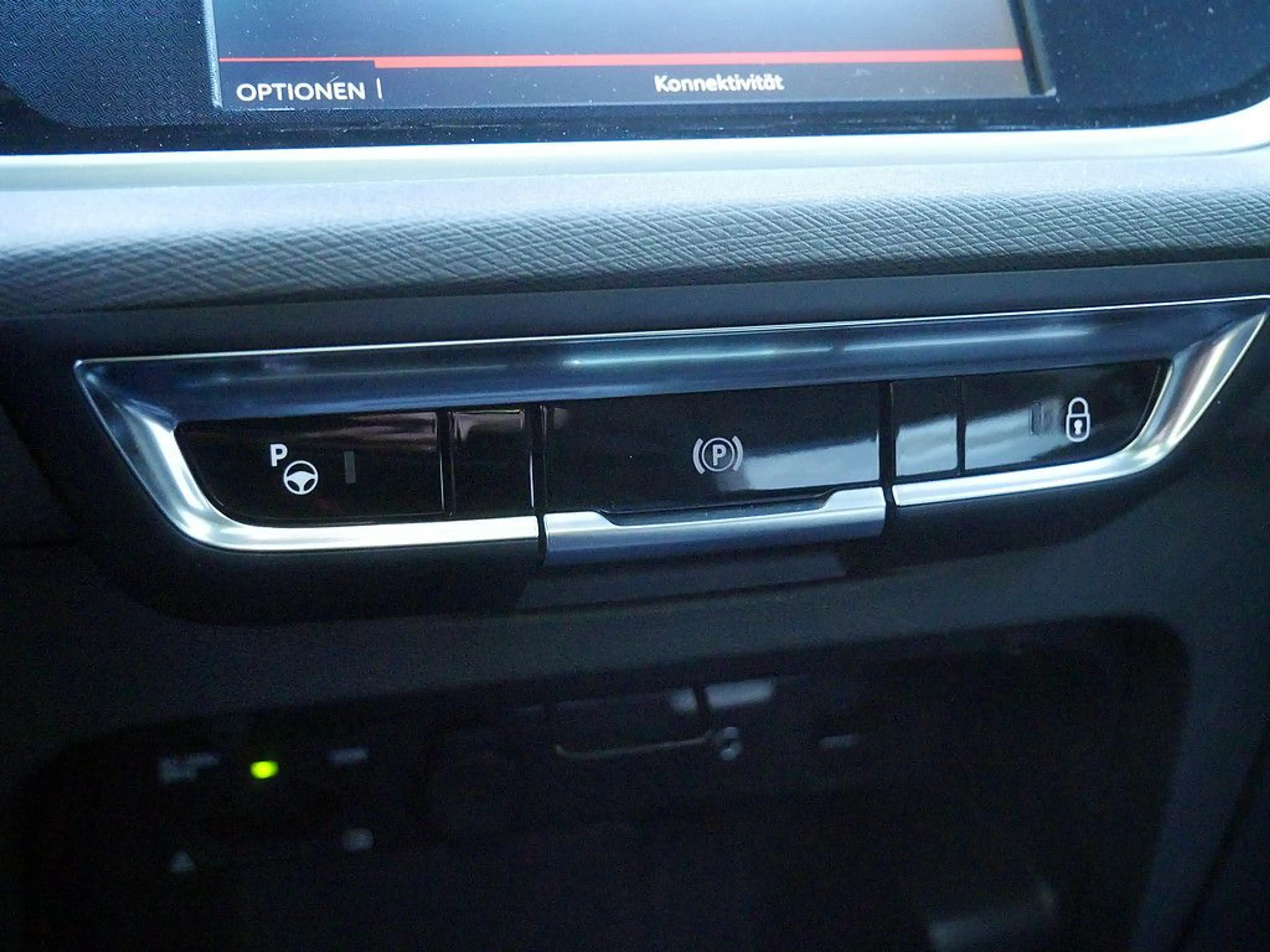 Citroen Grand C4 Picasso Shine Blue HDI 150 EAT6 360° — photo 15