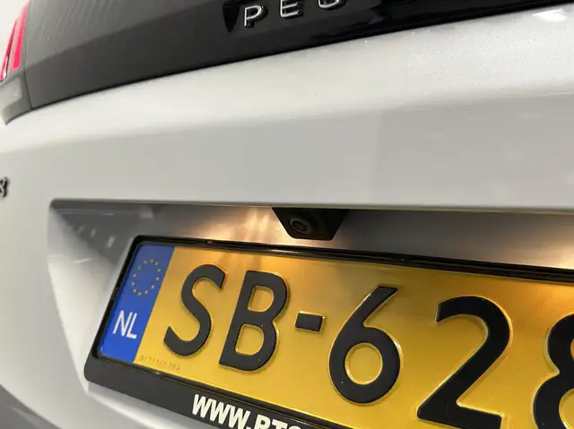 Peugeot 3008 view 11