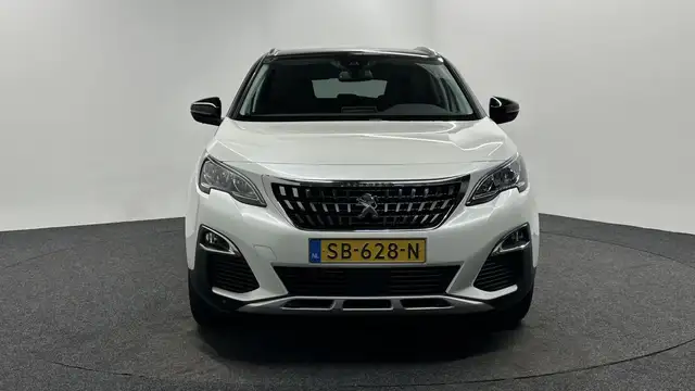 Peugeot 3008 view 6