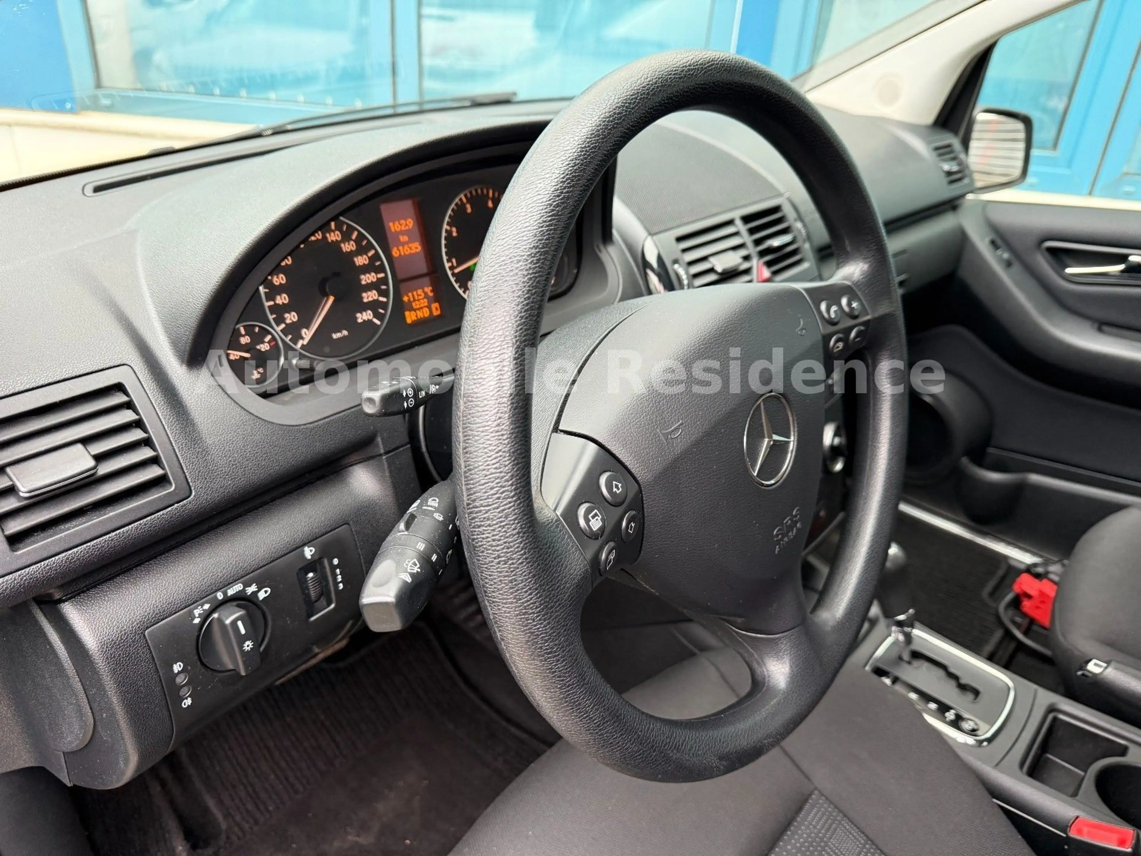 Mercedes-Benz A 150 AUT.*KLIMA*PDC*SHZ*E-PAKET*AHK*ALU* — photo 13