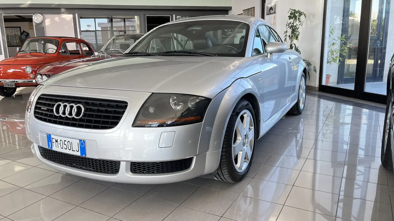 Audi TT MK I 1998 Coupe 1.8t quattro 225cv B.A.M., foto 2