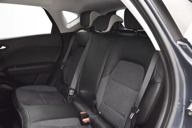Renault Captur view 13