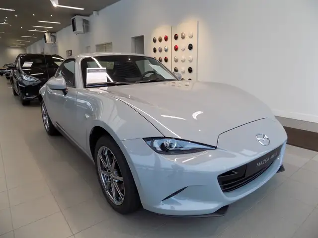 Mazda MX-5 RF SKYACTIV-G 1.5 Exclusive-Line