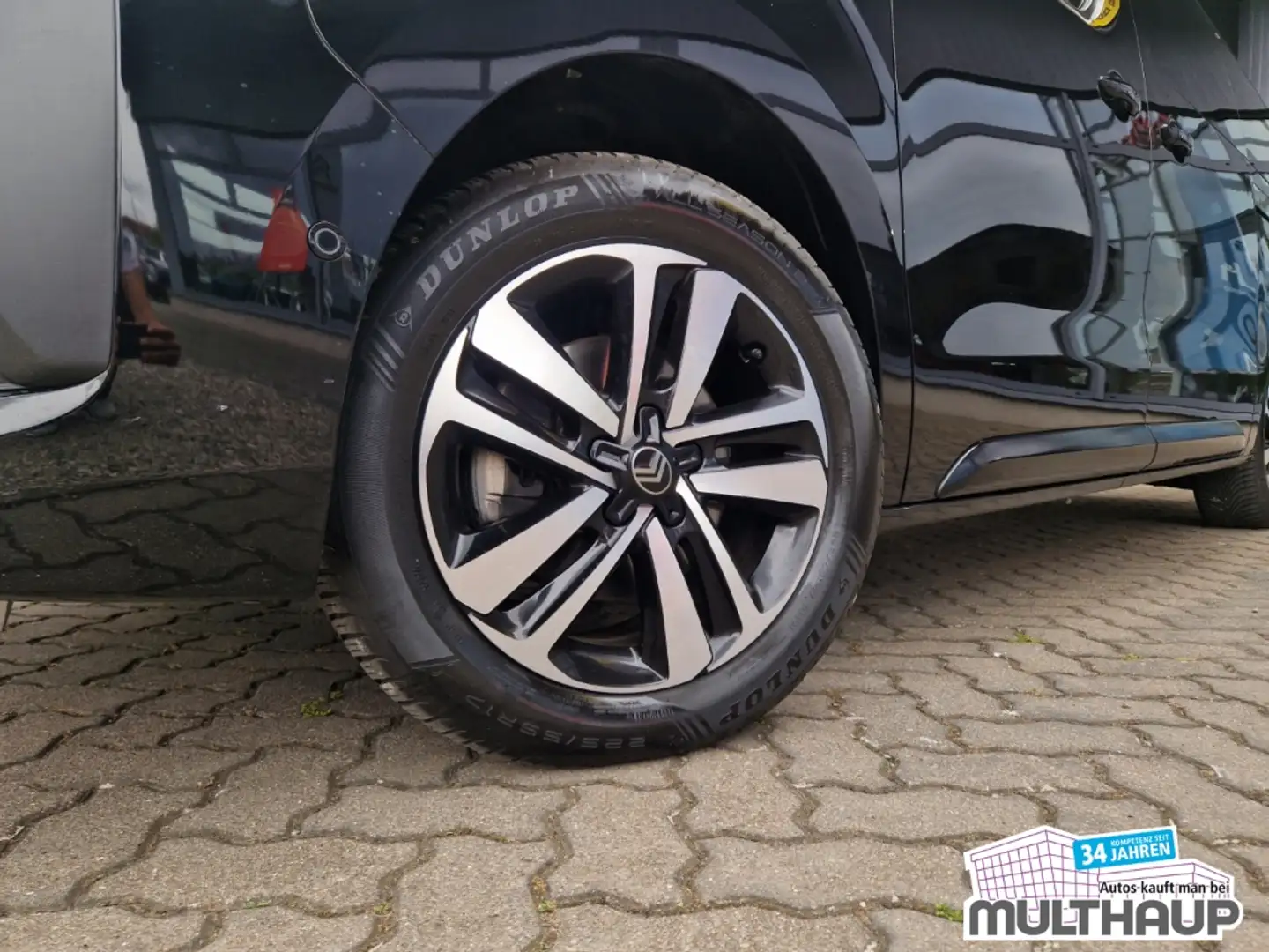 Citroen Spacetourer Plus XL 2.0 BlueHDi 180 FAP EAT8 Zwart - 2