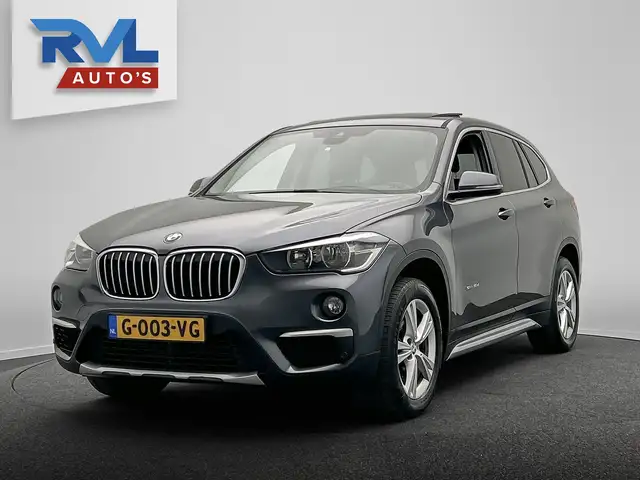 BMW X1 SDrive18d Centennial High Executive Trekhaak Navig