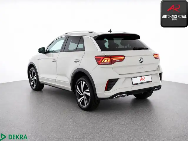Volkswagen T-Roc view 3