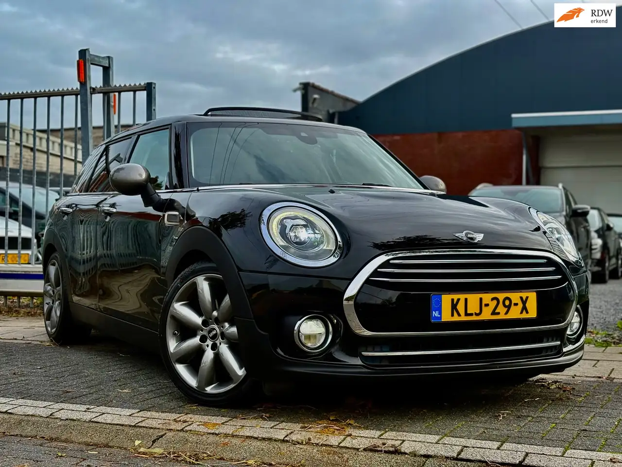 MINI Cooper Clubman