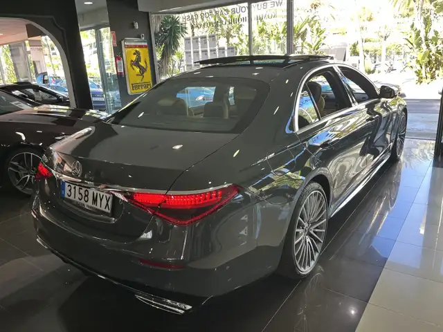 Mercedes-Benz S Class view 12