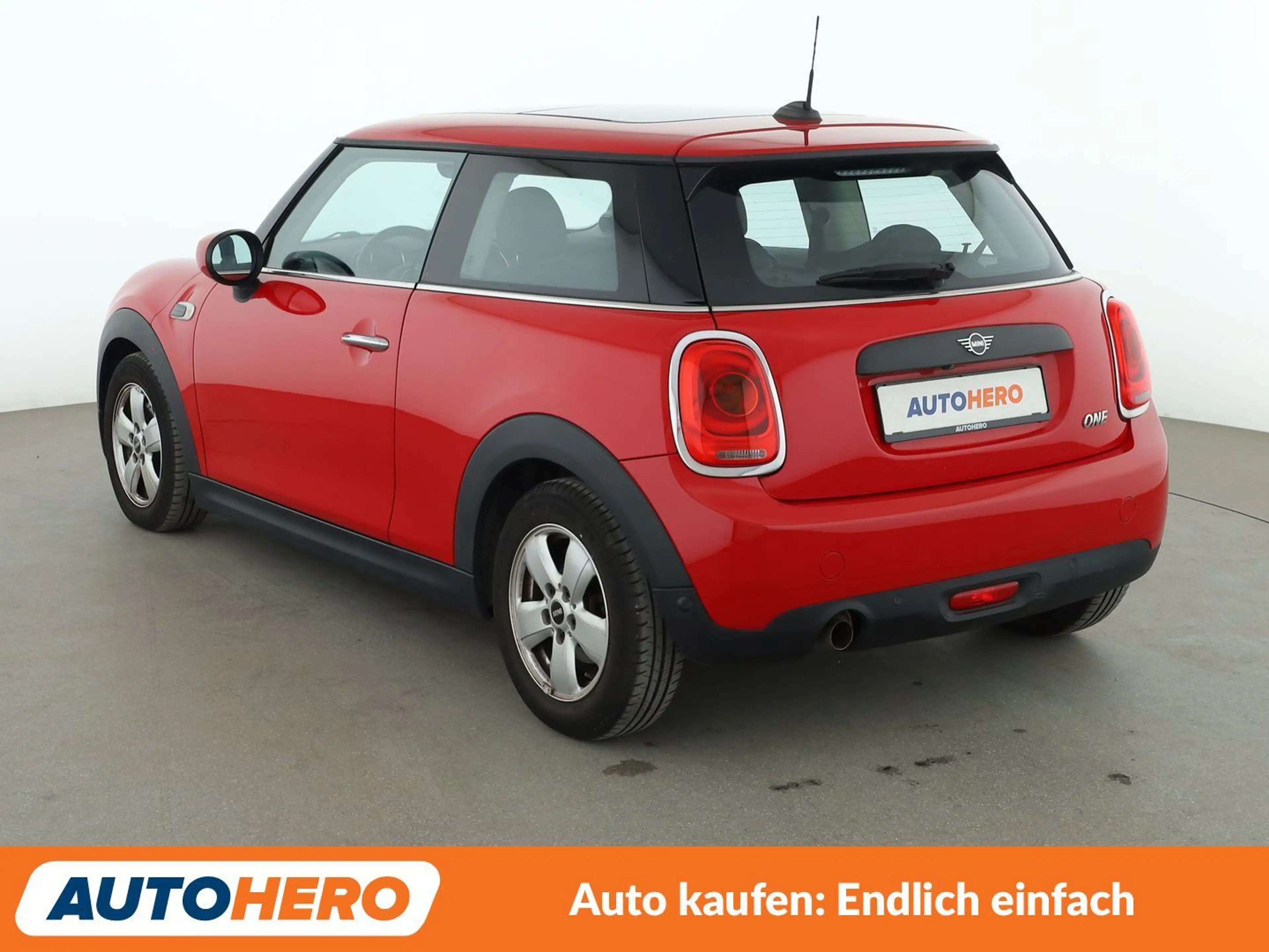 MINI One One Aut.*NAVI*LIM*PDC*ALU*KLIMA*SOUND* — photo 4