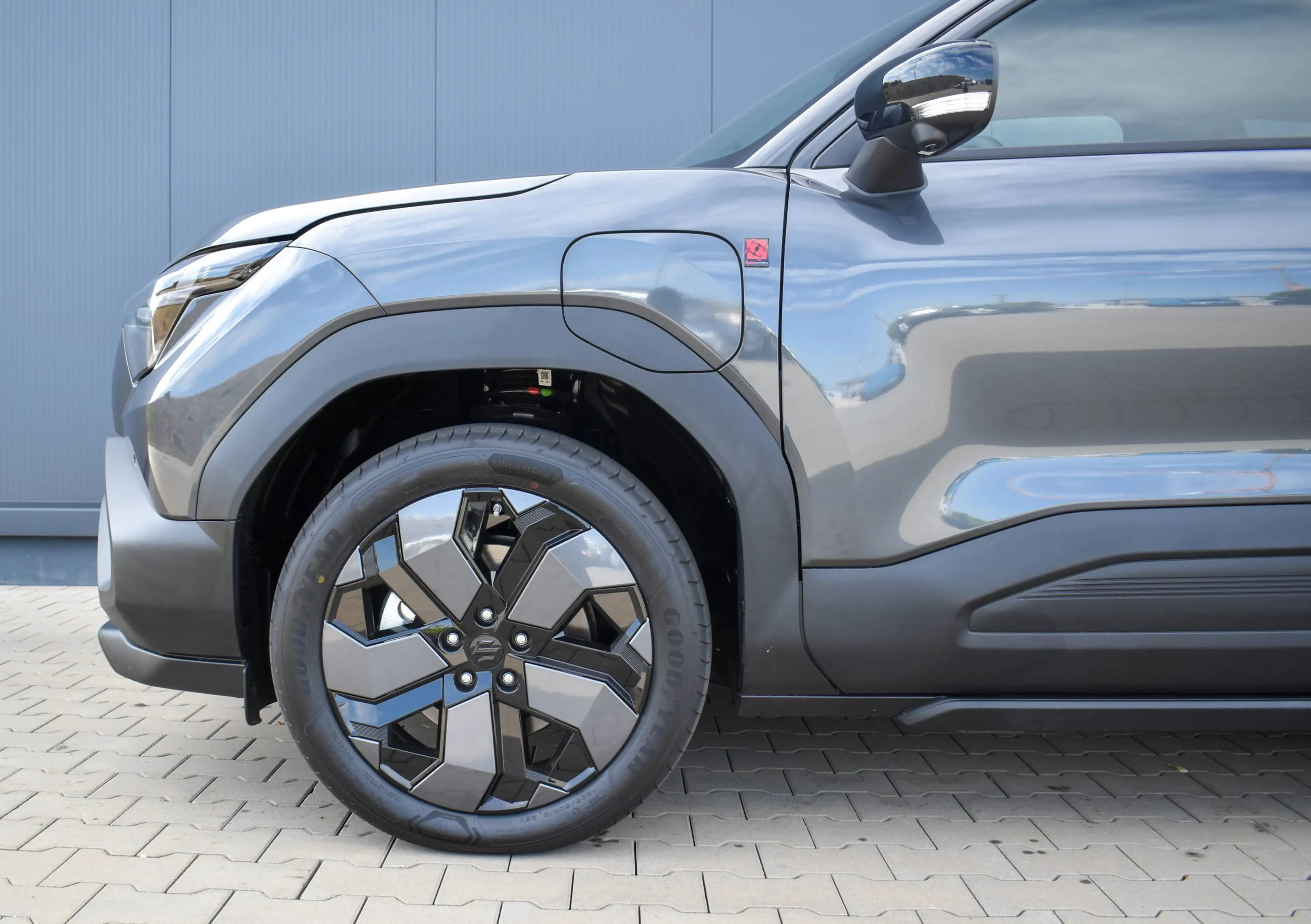 Suzuki Vitara eVitara eAxle Comfort+ 61 kWh eeAxle Comfort+ 61 k — photo 5
